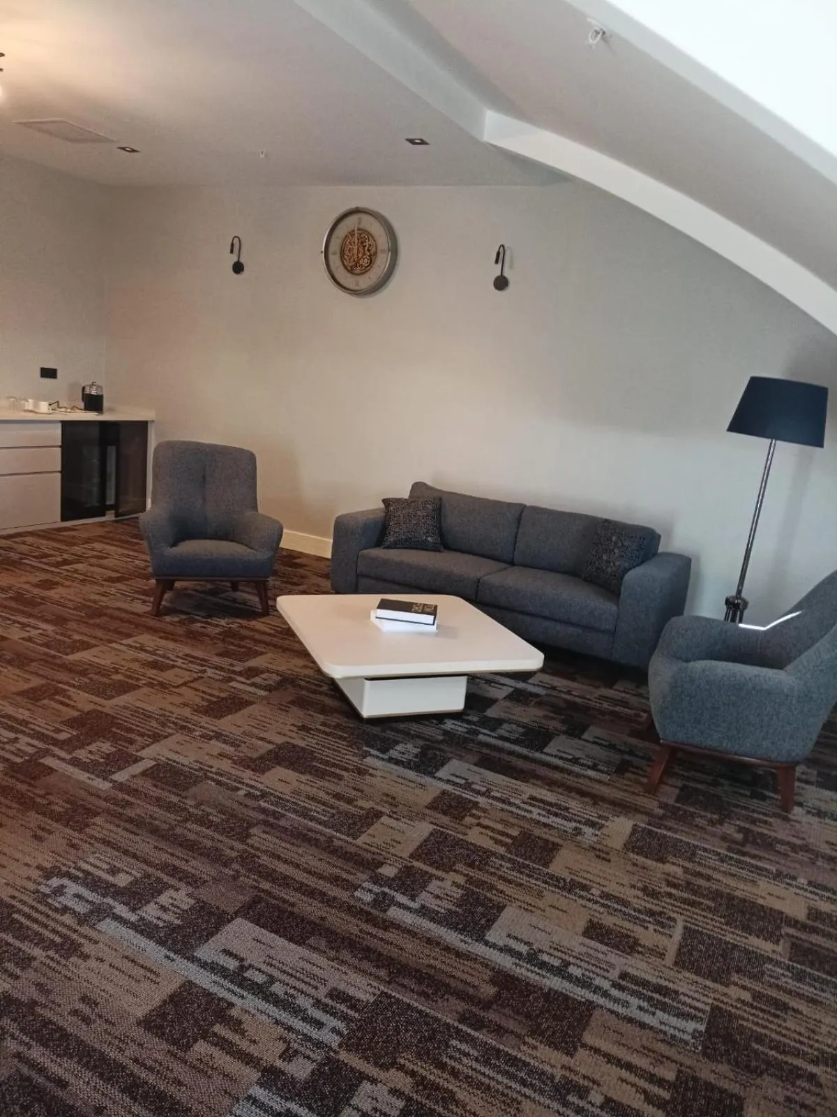 Living room in Empire Hotel İstanbul