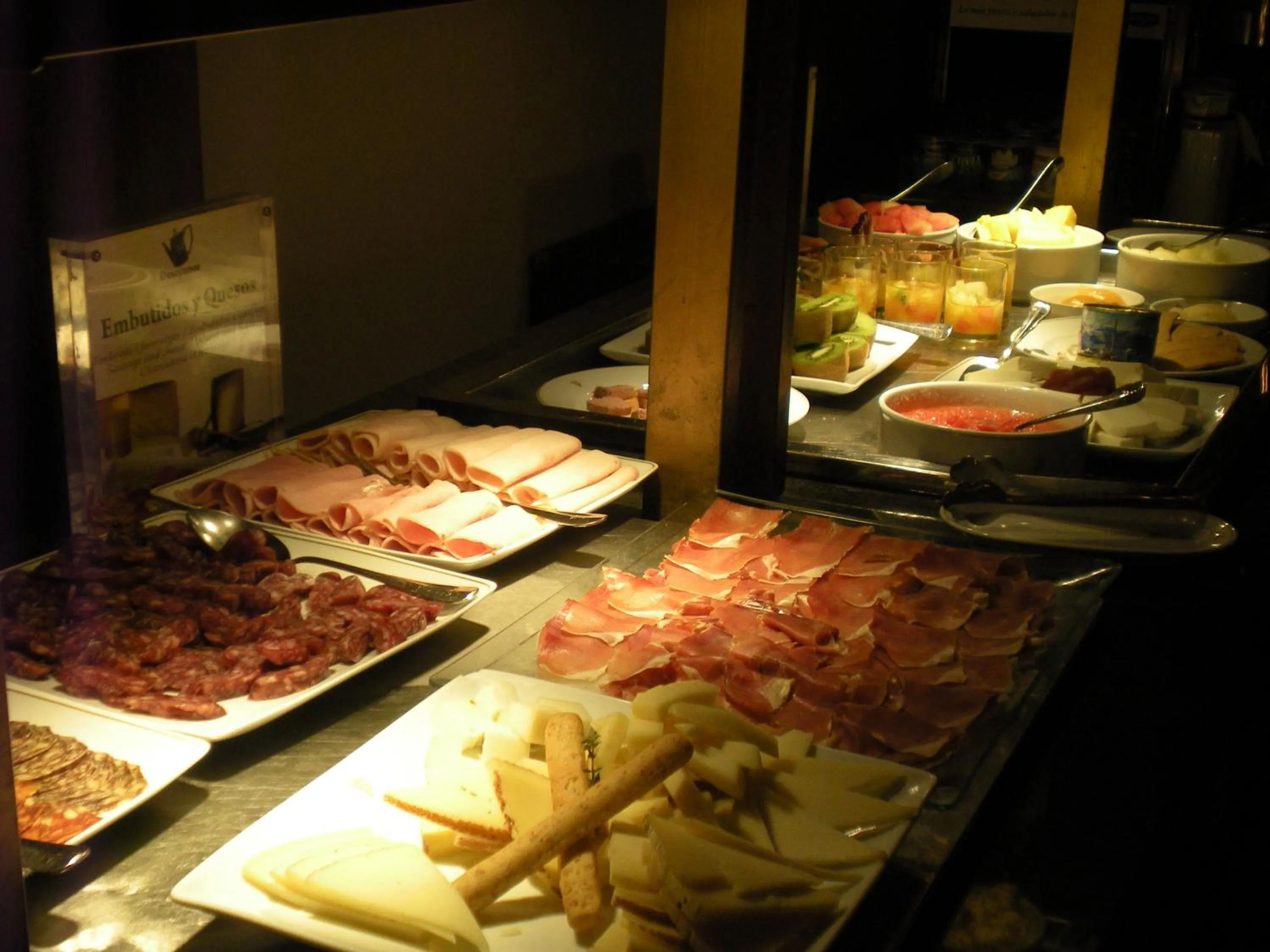 Buffet breakfast in Parador de Bielsa