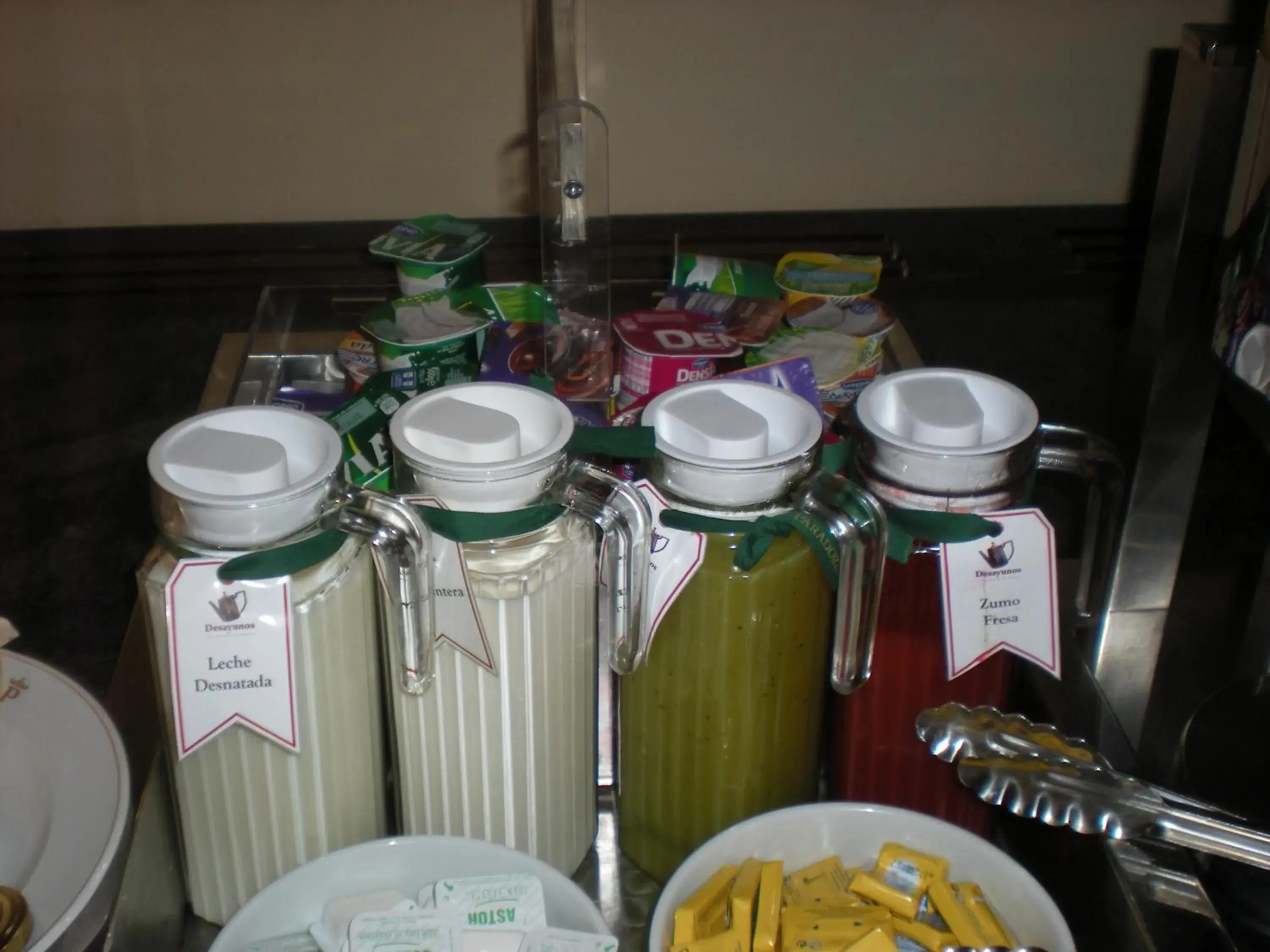 Buffet breakfast in Parador de Bielsa Buffet breakfast in Parador de Bielsa