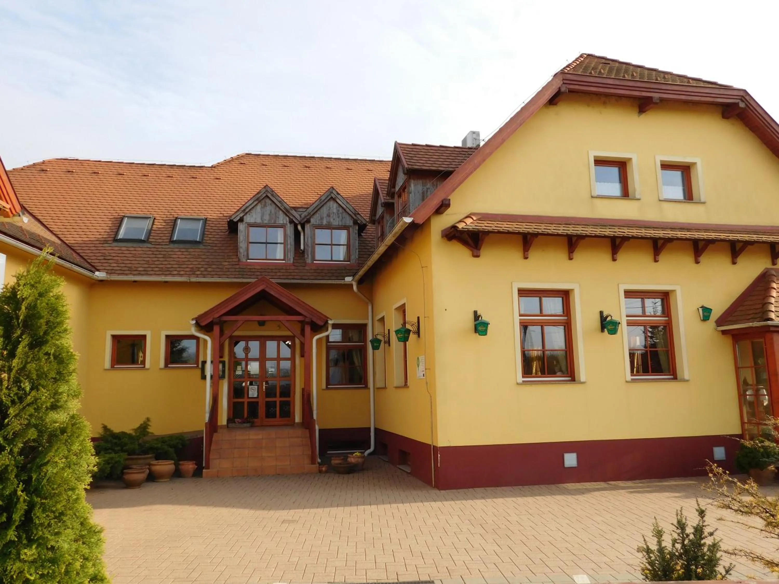 Berki Vendéglő és Hotel