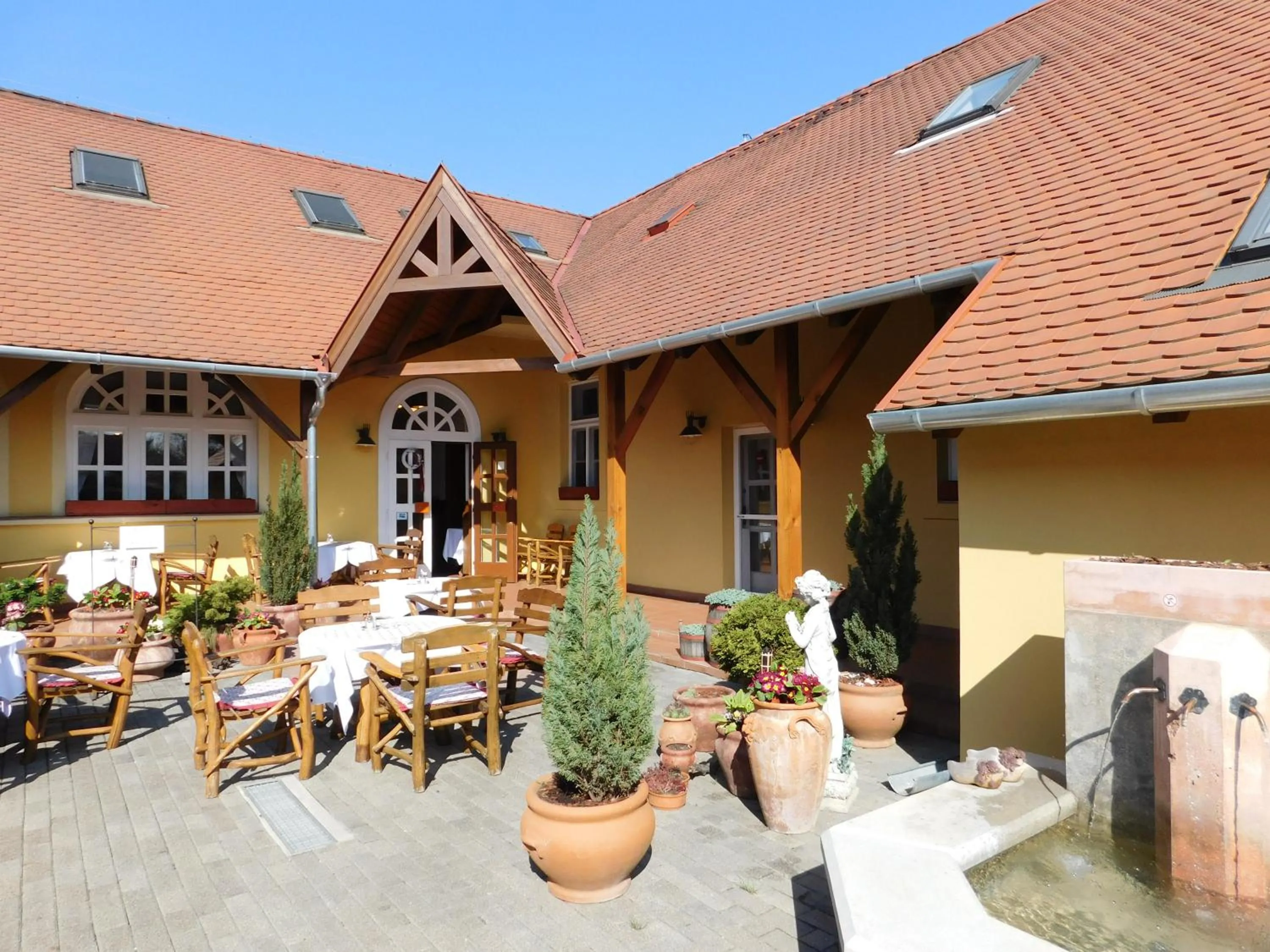 Berki Vendéglő és Hotel