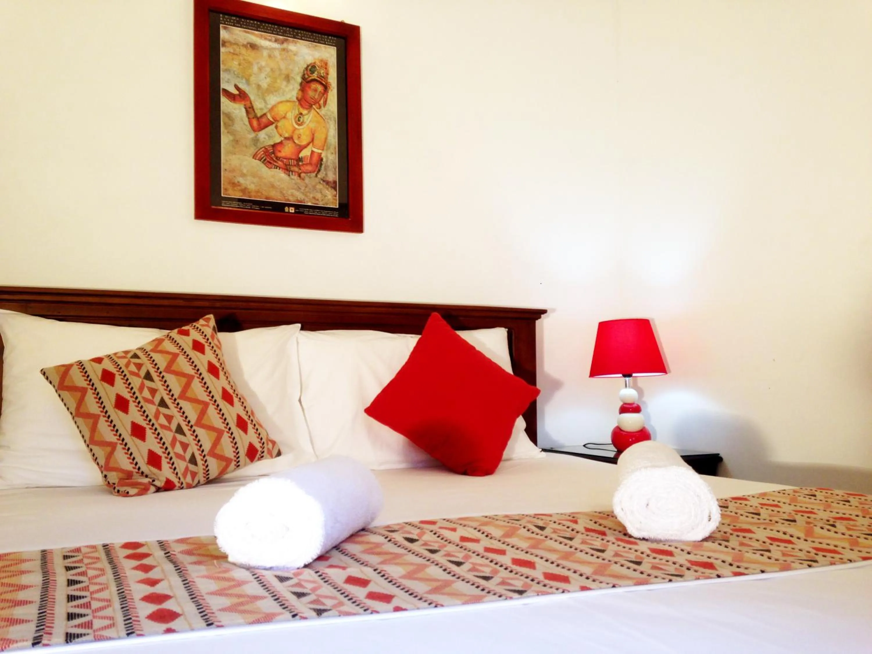 Bedroom, Bed in Kandy Moon Hills Hotel