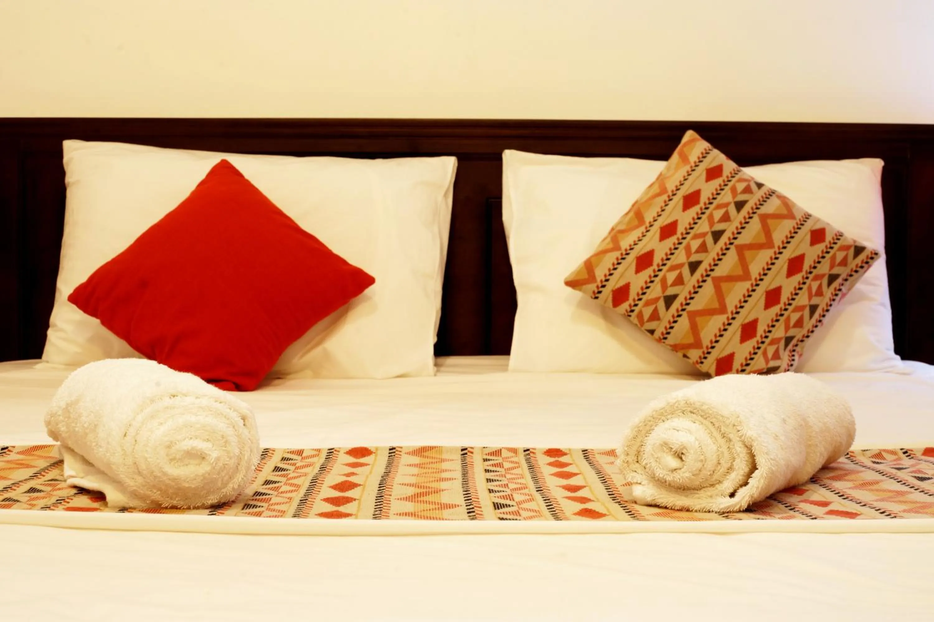 Bed in Kandy Moon Hills Hotel