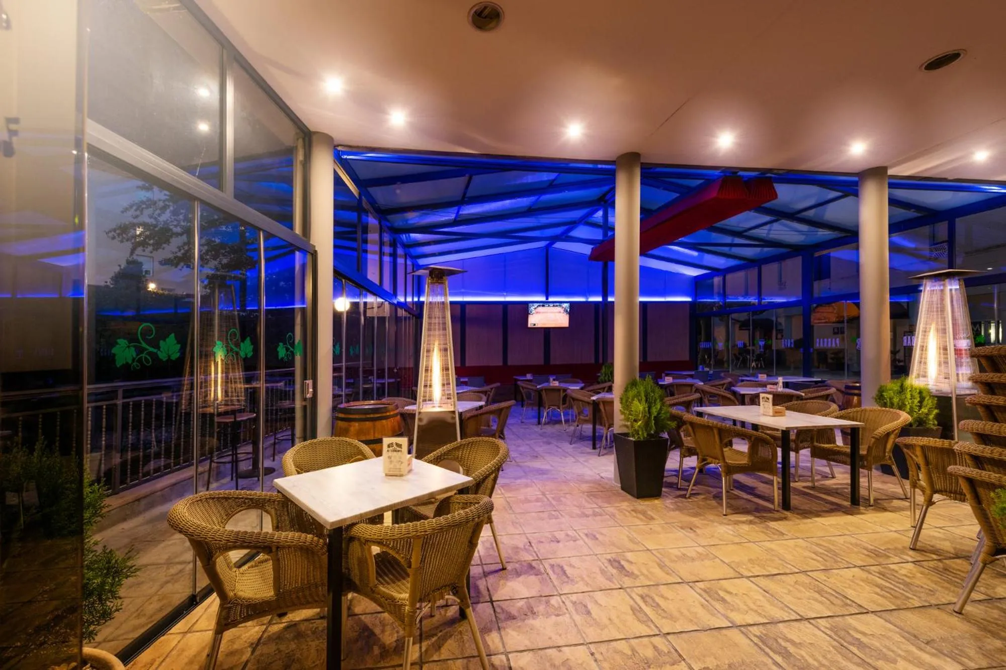 Lounge or bar in Hotel Parras Arnedillo