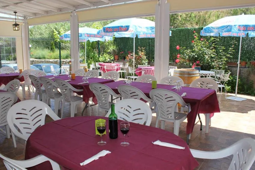 Restaurant/places to eat in Hotel Parras Arnedillo