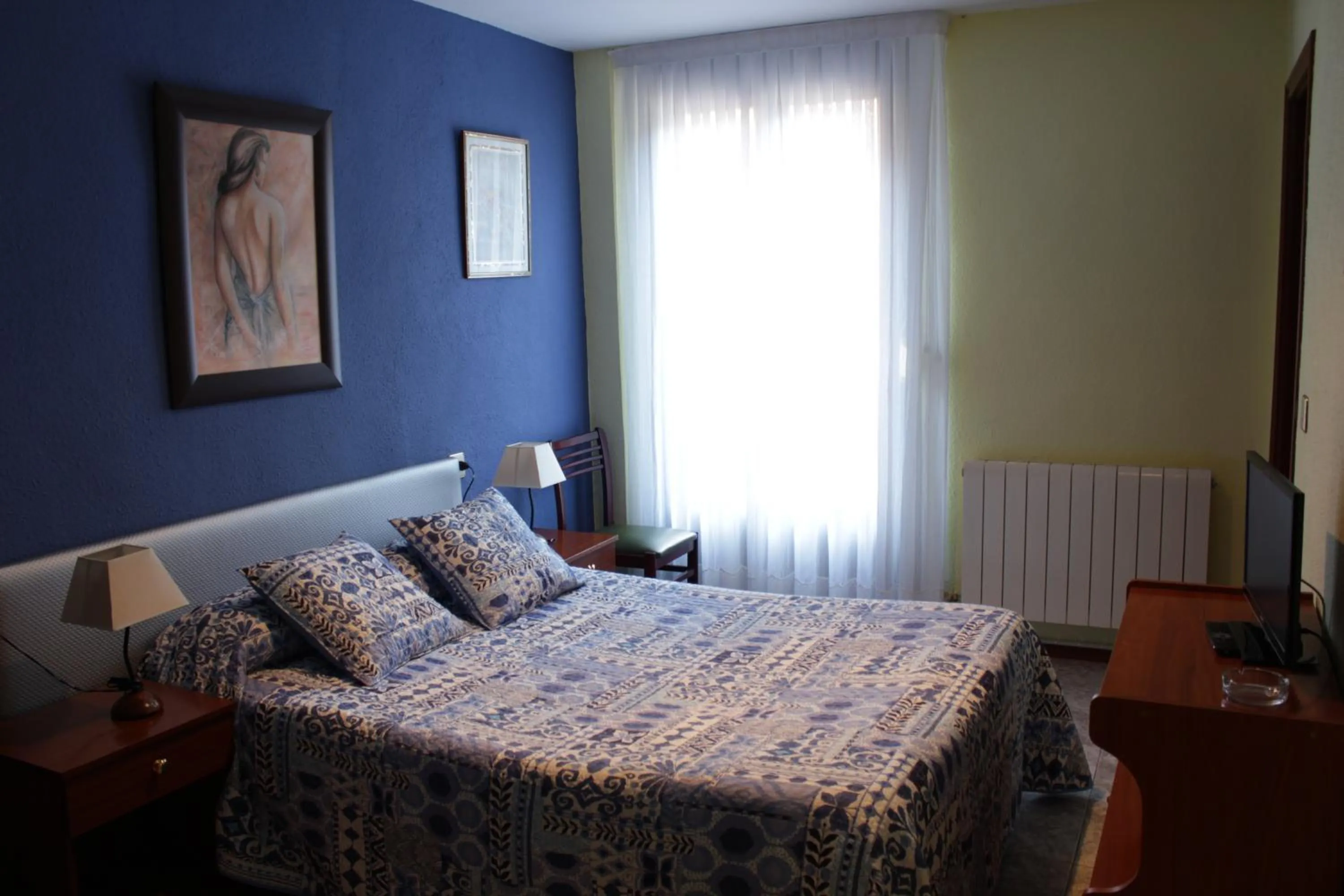 Decorative detail, Bed in Hotel Parras Arnedillo