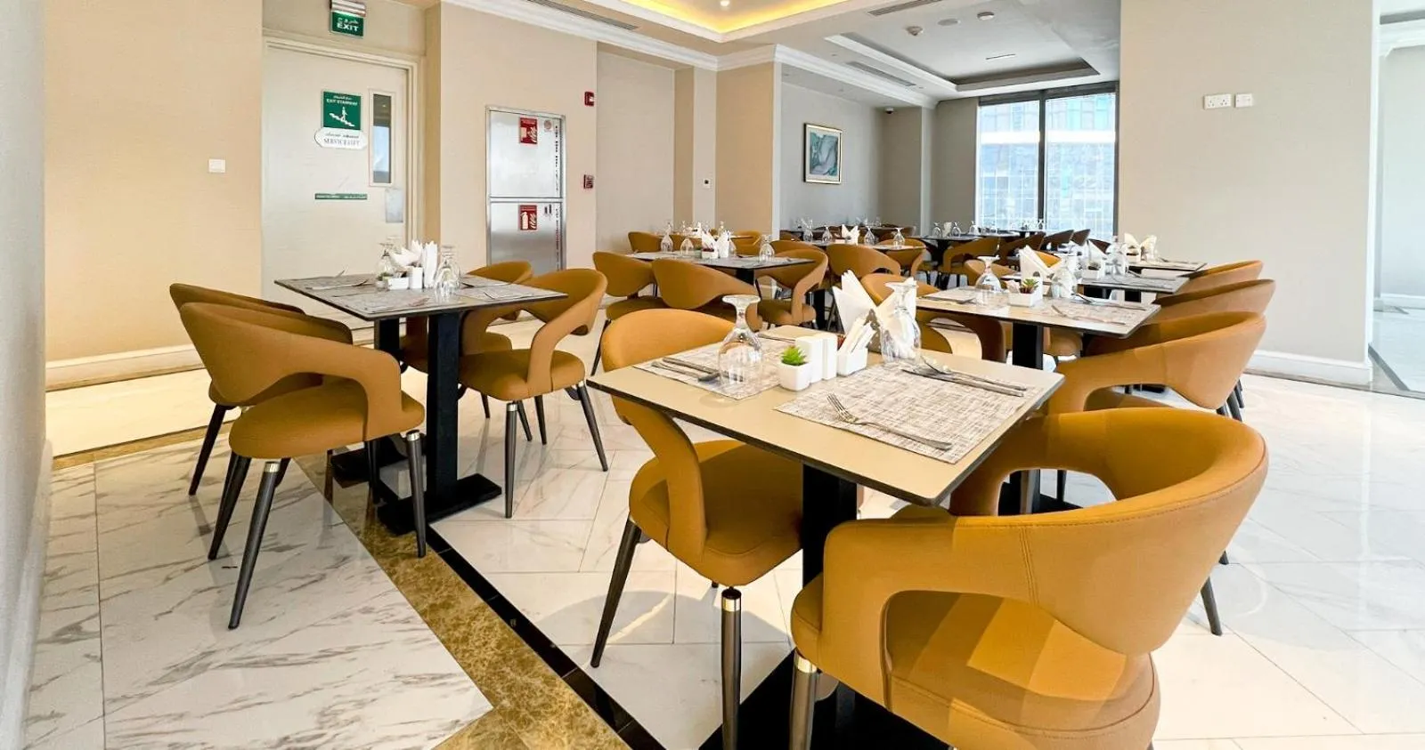 Restaurant/places to eat in Westpac Hotel & Suites - Westbay Doha