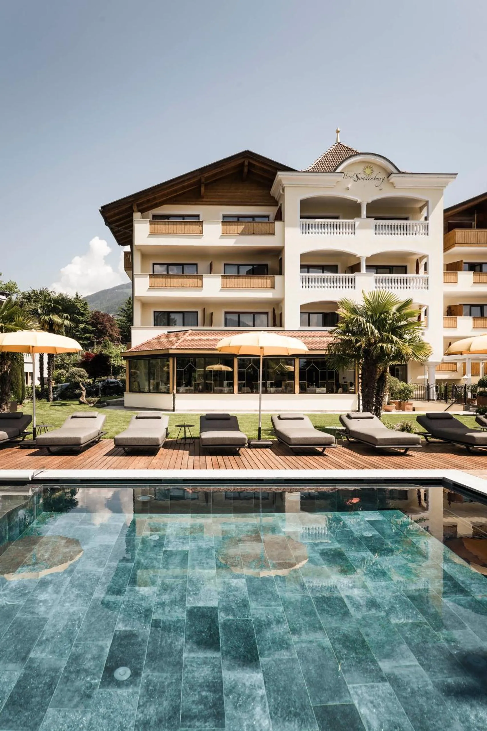 Property building in Hotel Sonnenburg