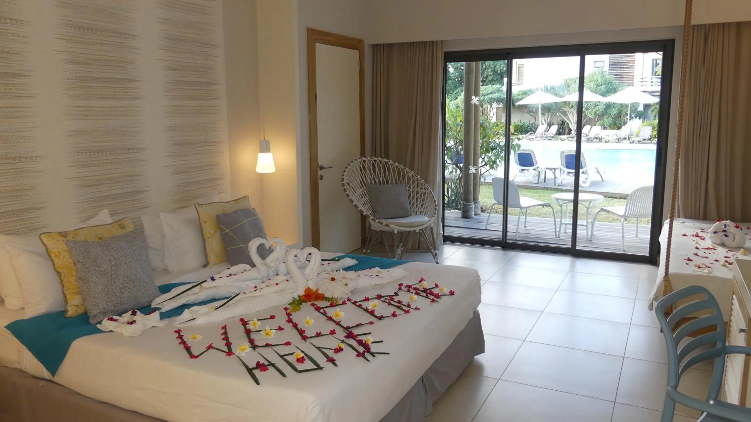 Bed in Anelia Resort & Spa