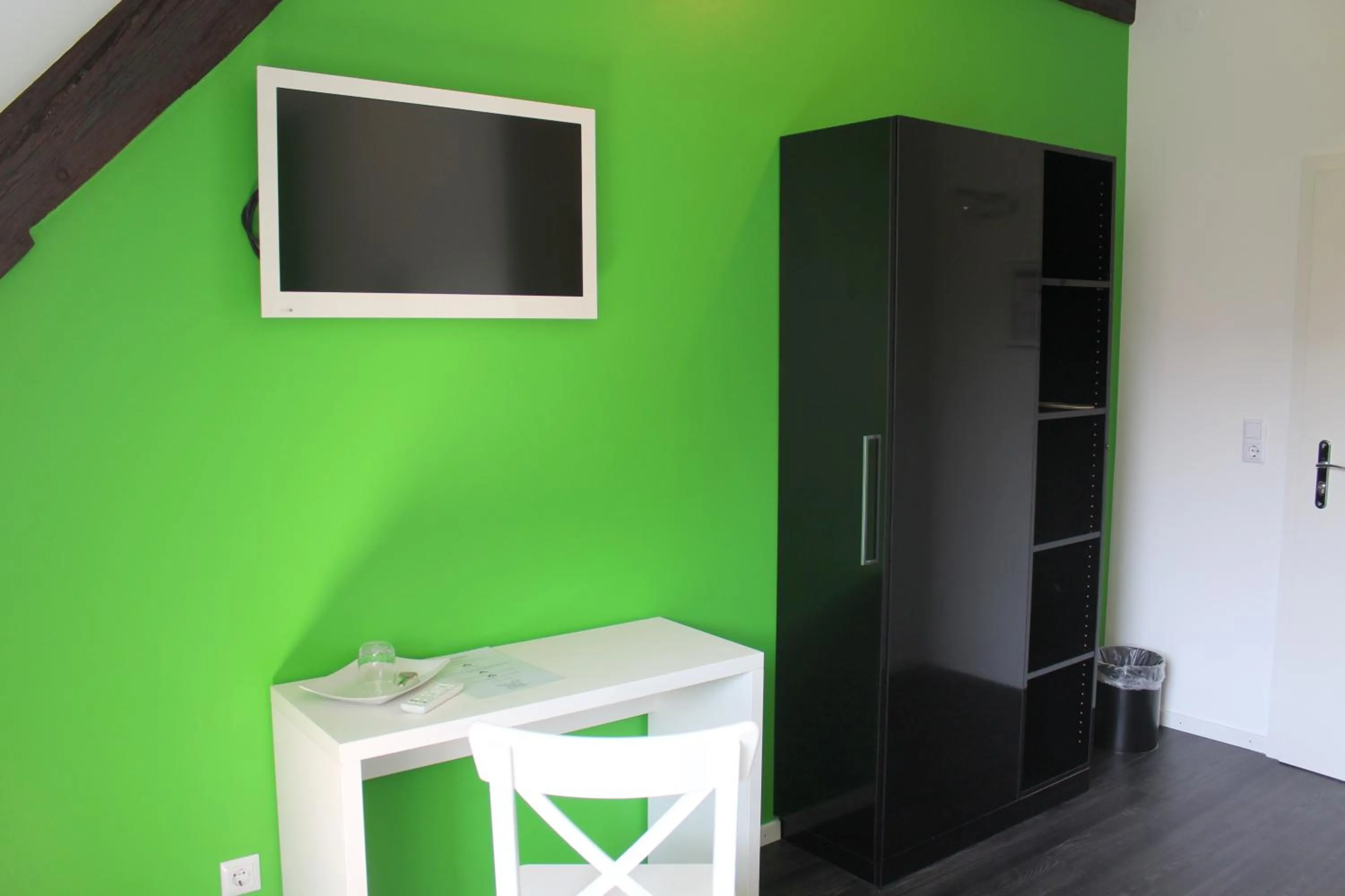 TV and multimedia in Gasthaus Schiff