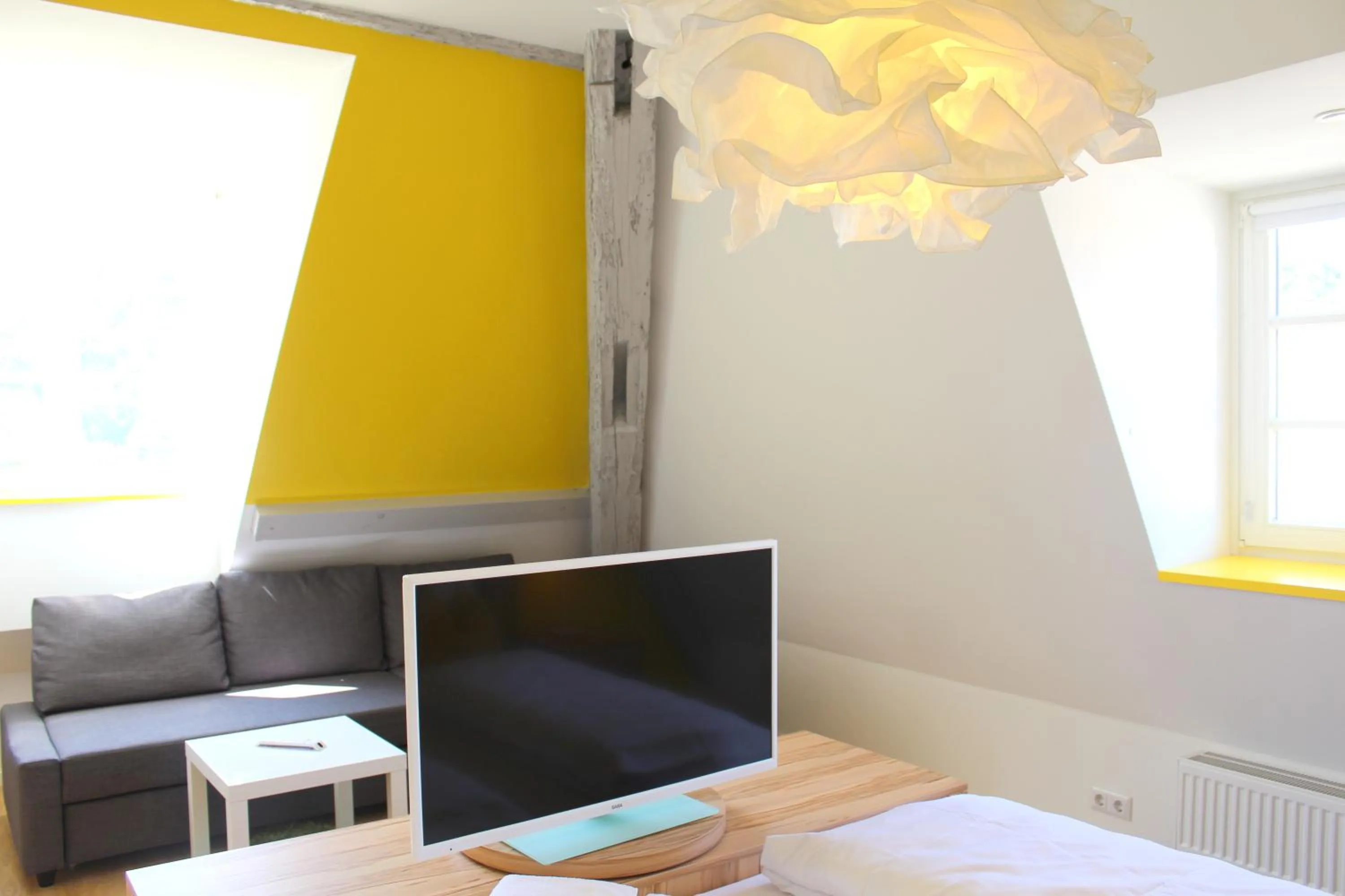 TV and multimedia, Bed in Gasthaus Schiff