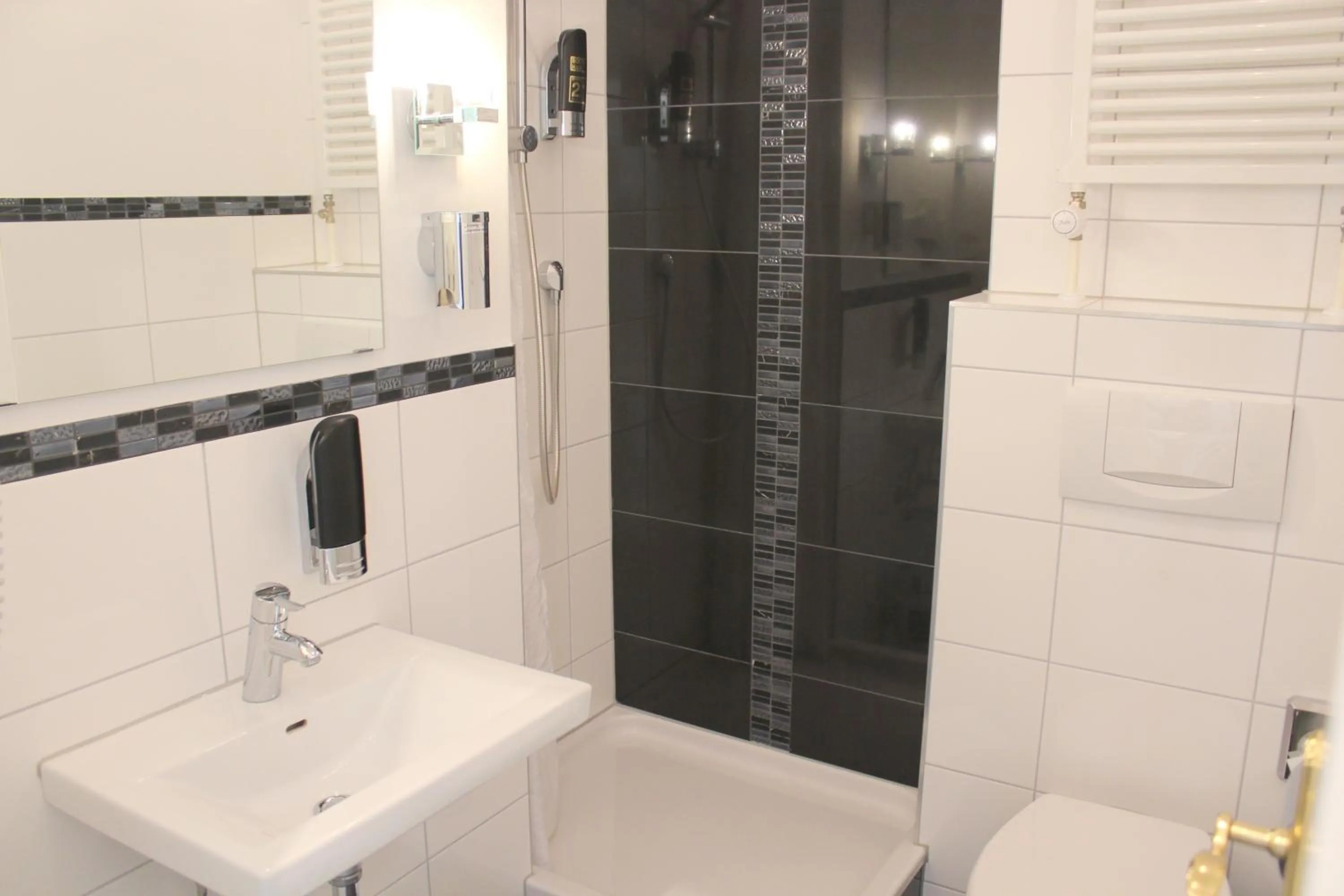 Bathroom in Gasthaus Schiff