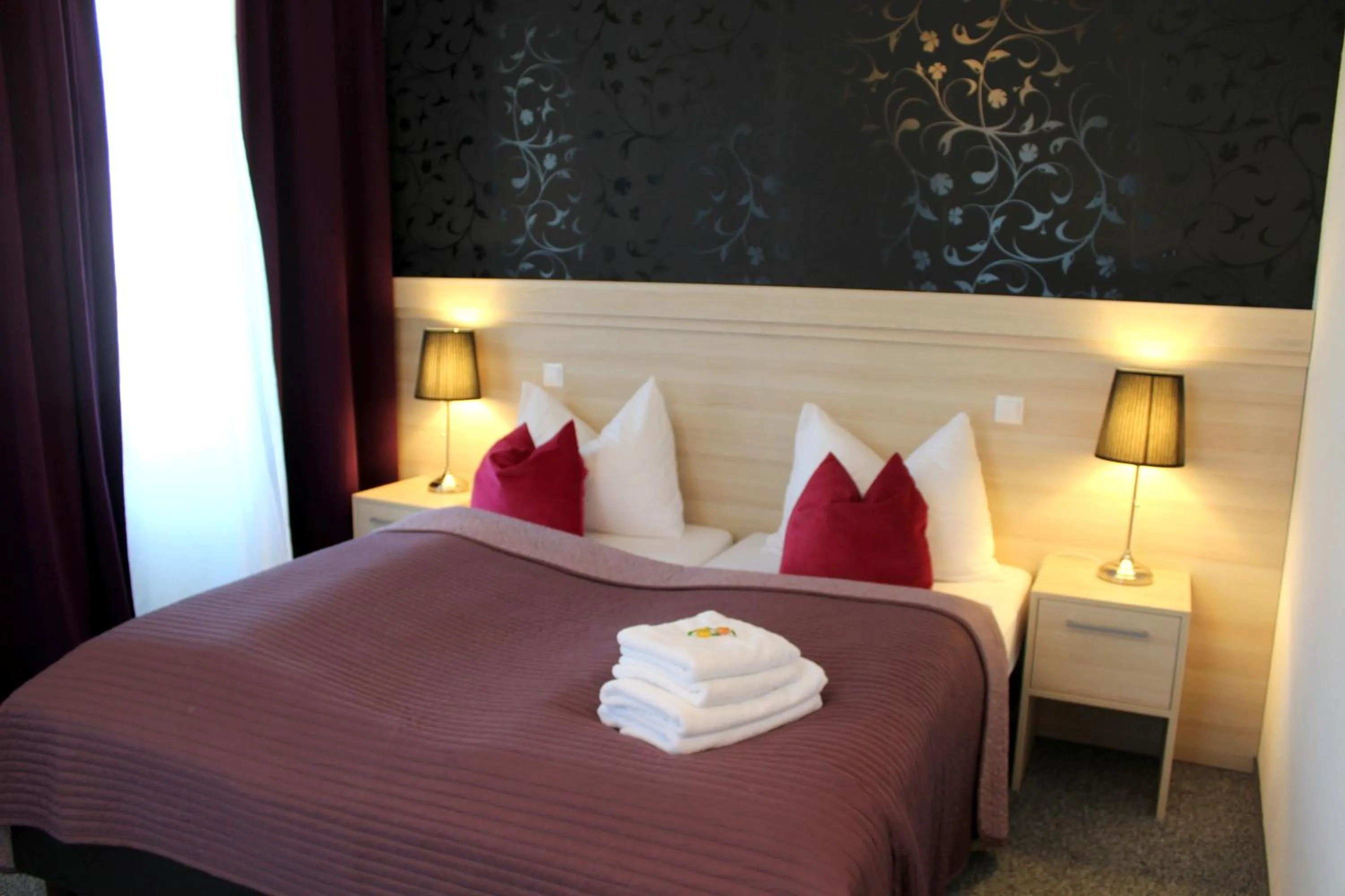 Bedroom, Bed in Gasthaus Schiff