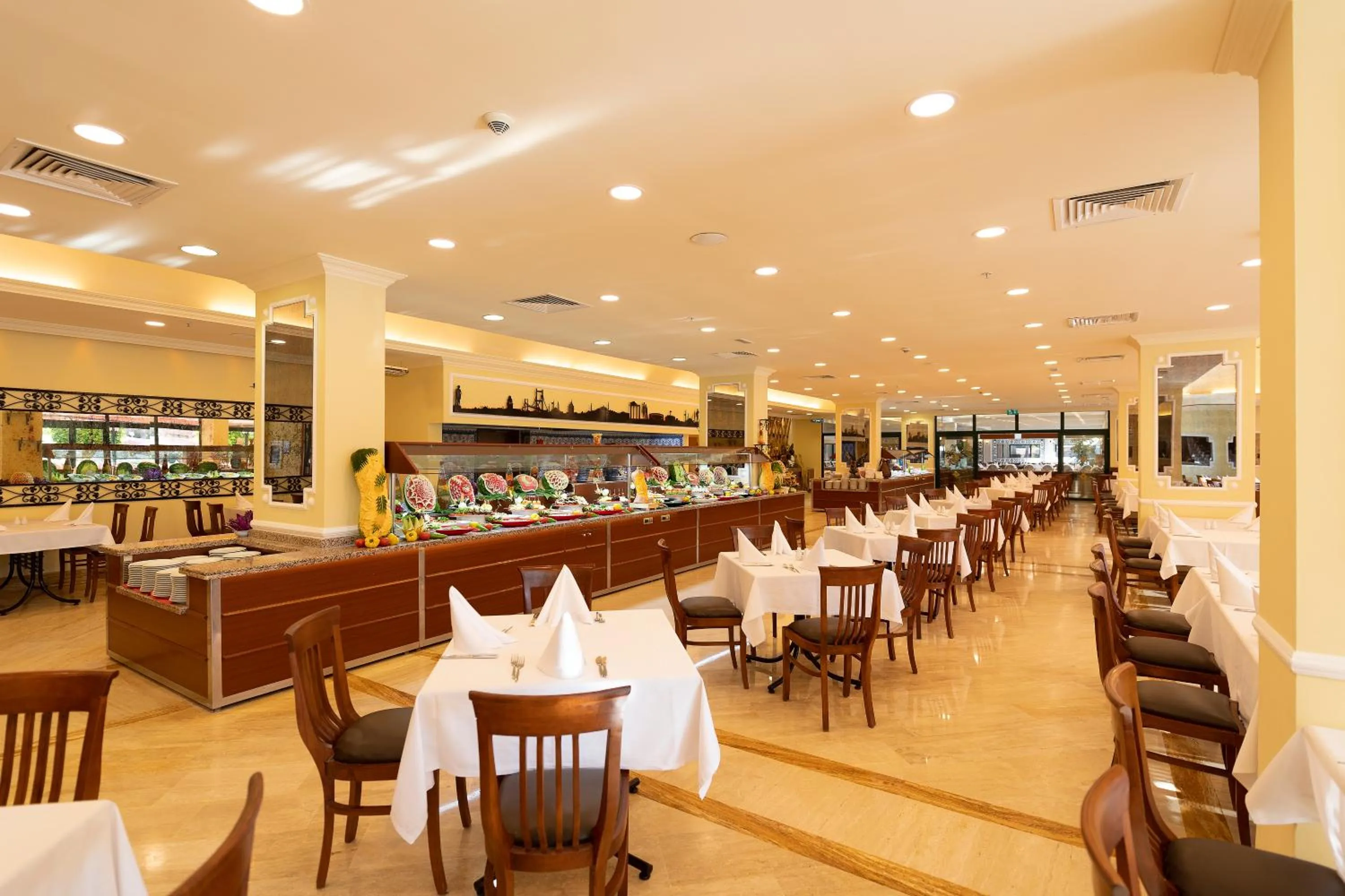 Restaurant/places to eat in Miramare Queen Hotel - Ultra All Inclusive