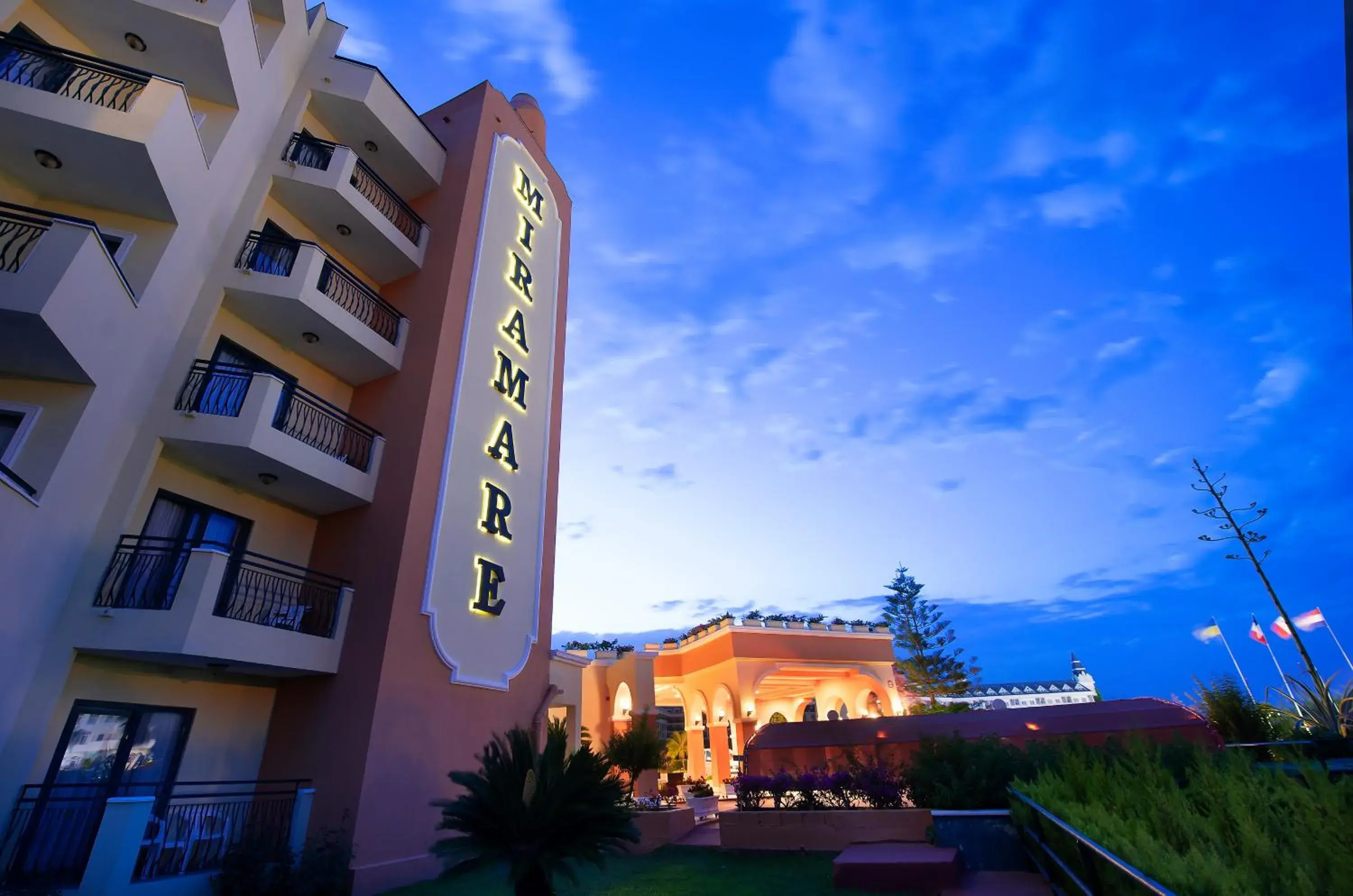 Property building in Miramare Queen Hotel - Ultra All Inclusive Property building in Miramare Queen Hotel - Ultra All Inclusive