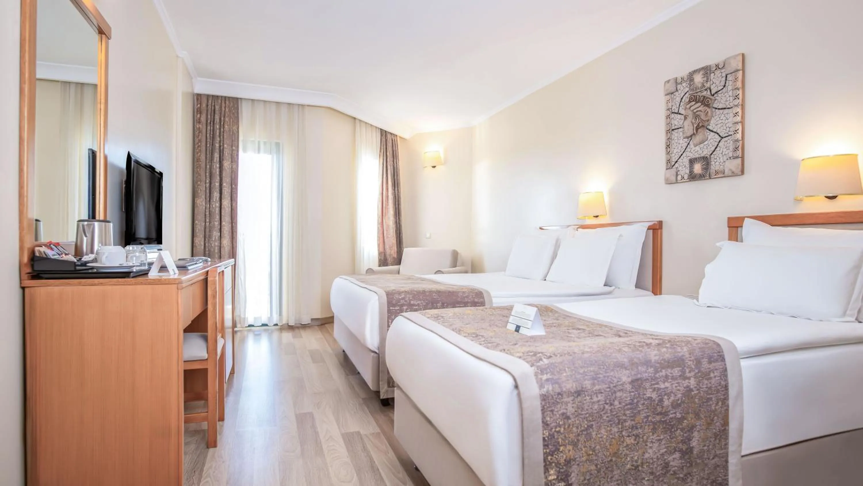 Bed in Miramare Queen Hotel - Ultra All Inclusive