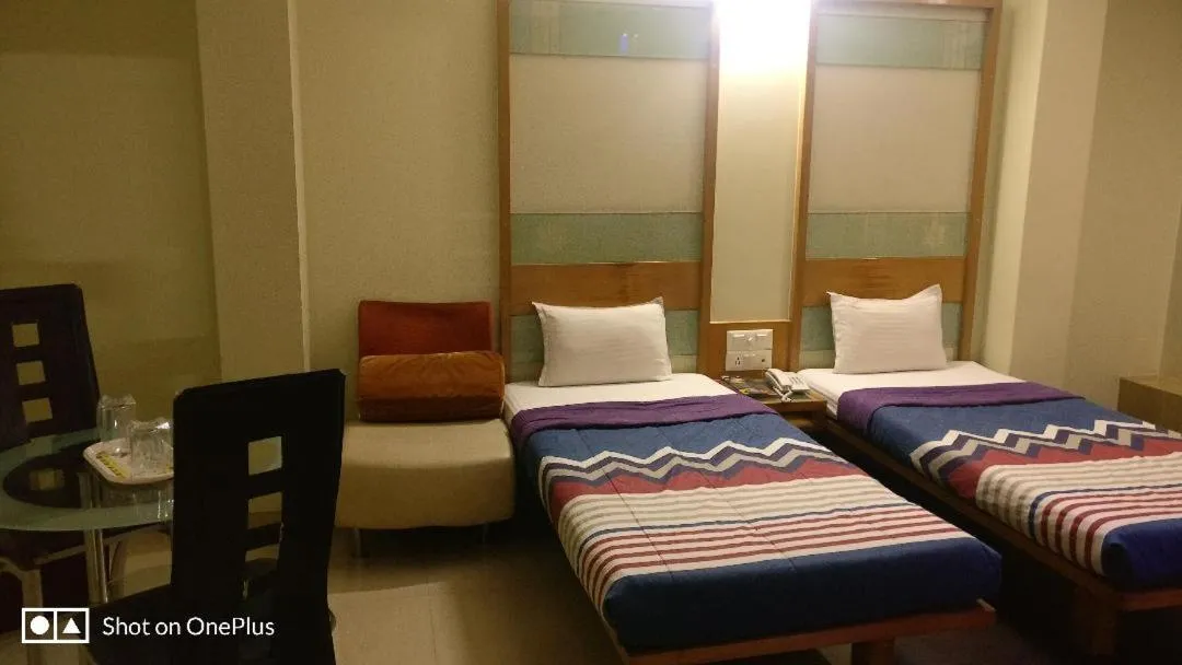 Photo of the whole room, Bed in Hotel Easy Retreat