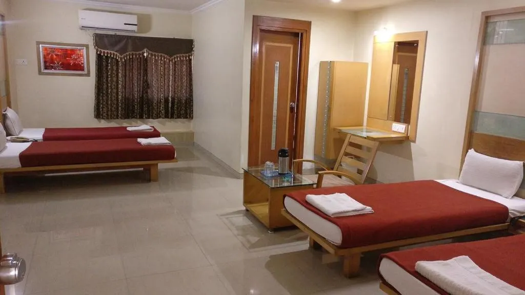 Photo of the whole room, Bed in Hotel Easy Retreat