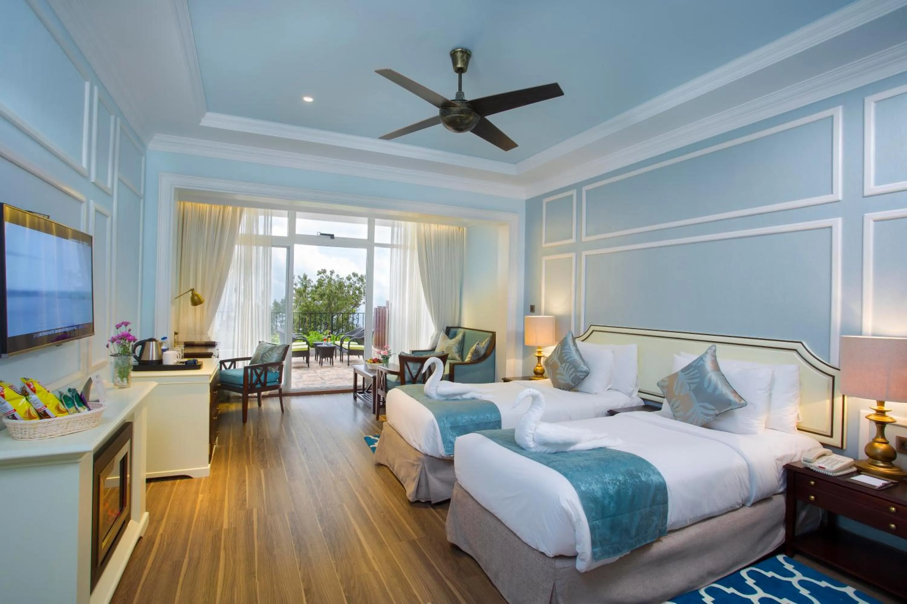 Bedroom, Bed in Fragrant Nature Munnar - A Five Star Classified Hotel