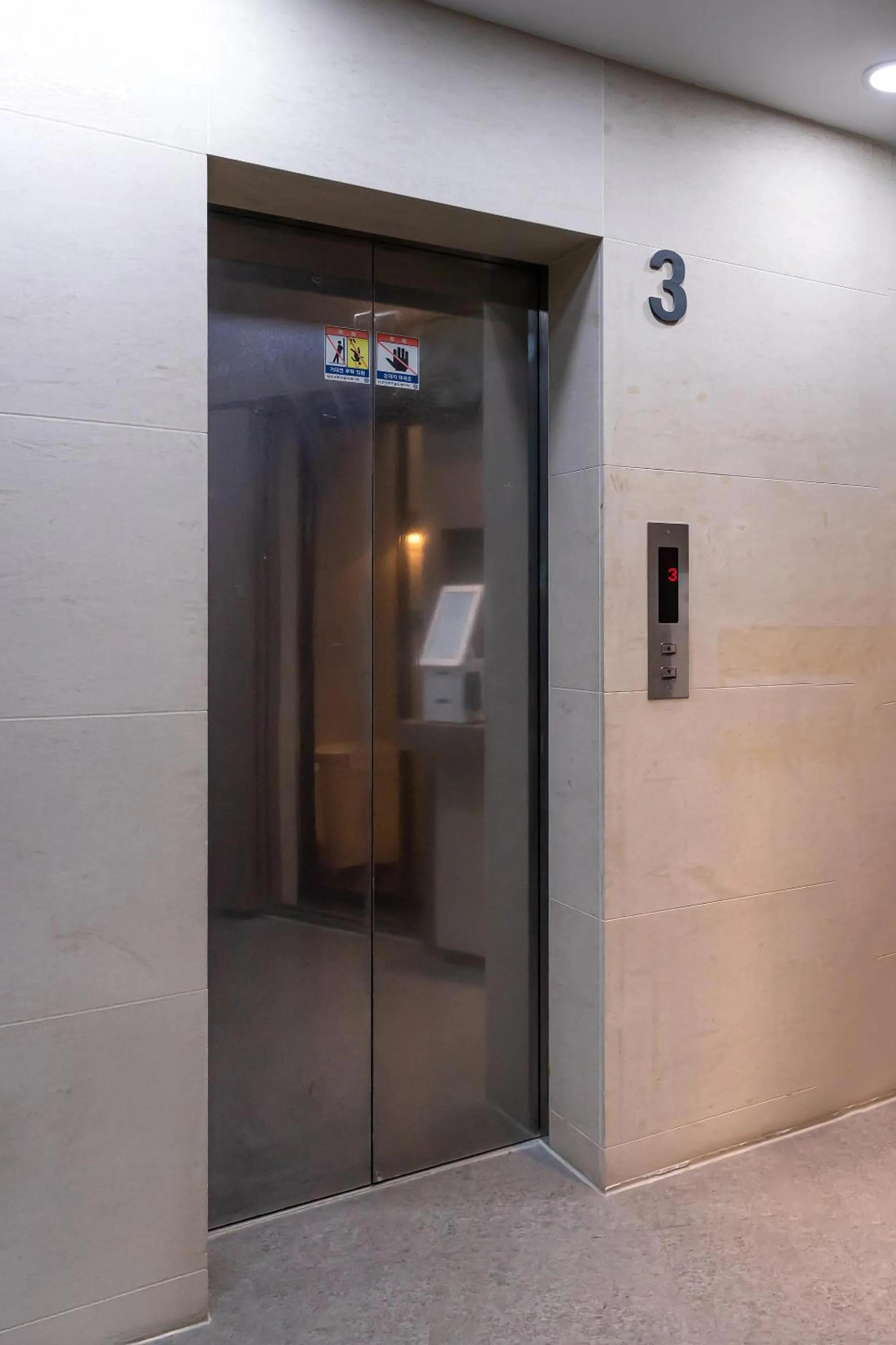 elevator in Hi Stay Myeongdong