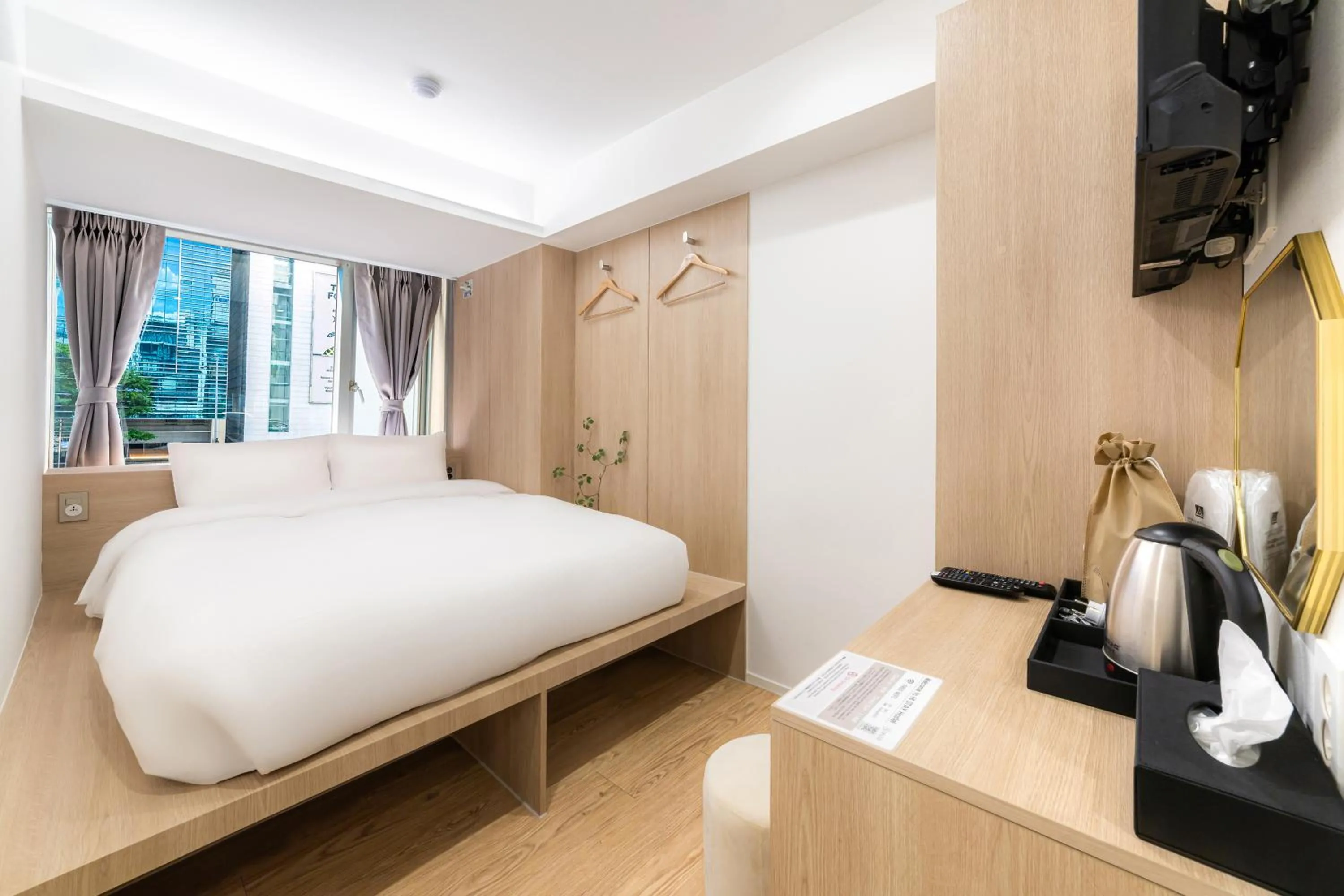Photo of the whole room, Bed in Hi Stay Myeongdong
