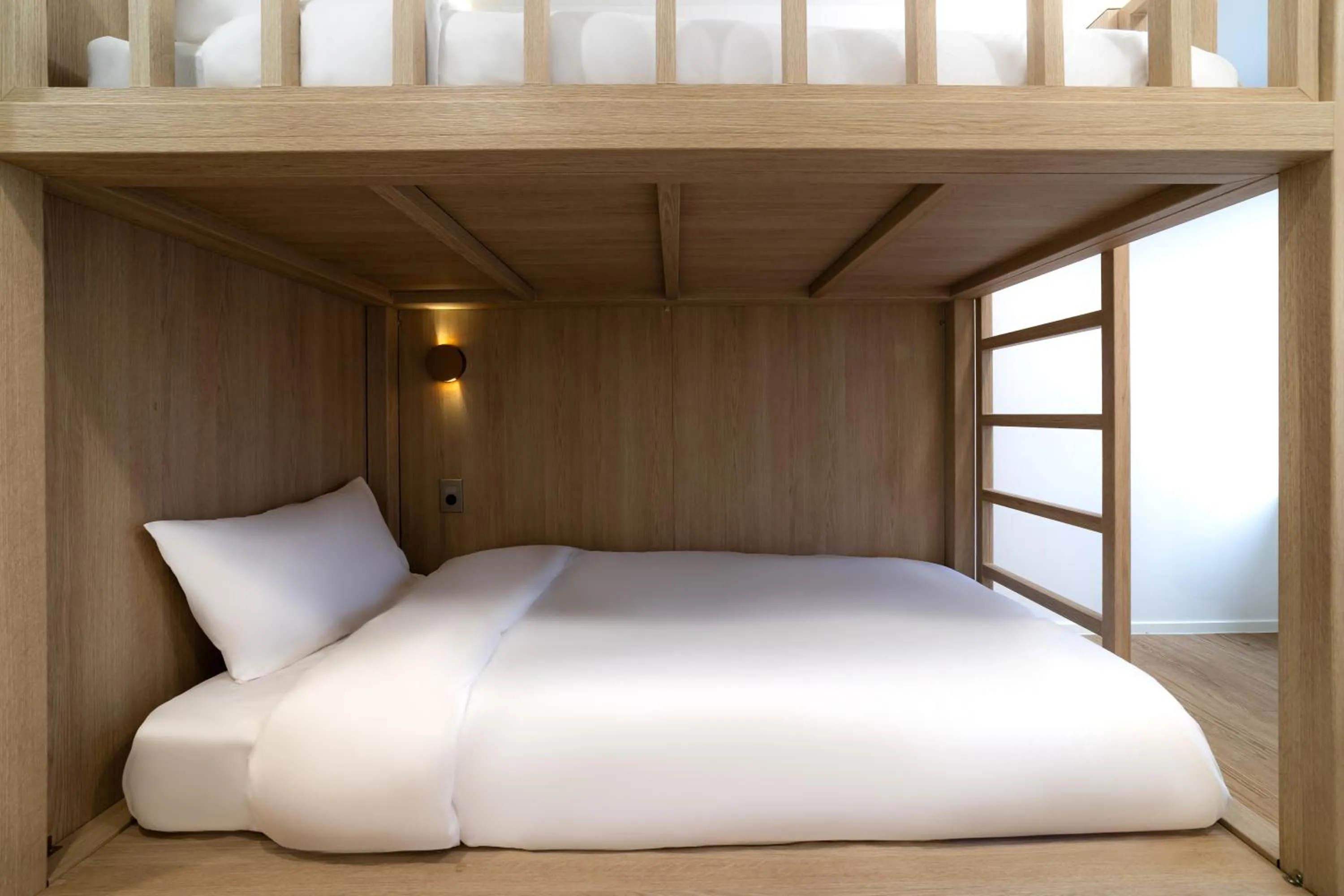 Photo of the whole room, Bed in Hi Stay Myeongdong