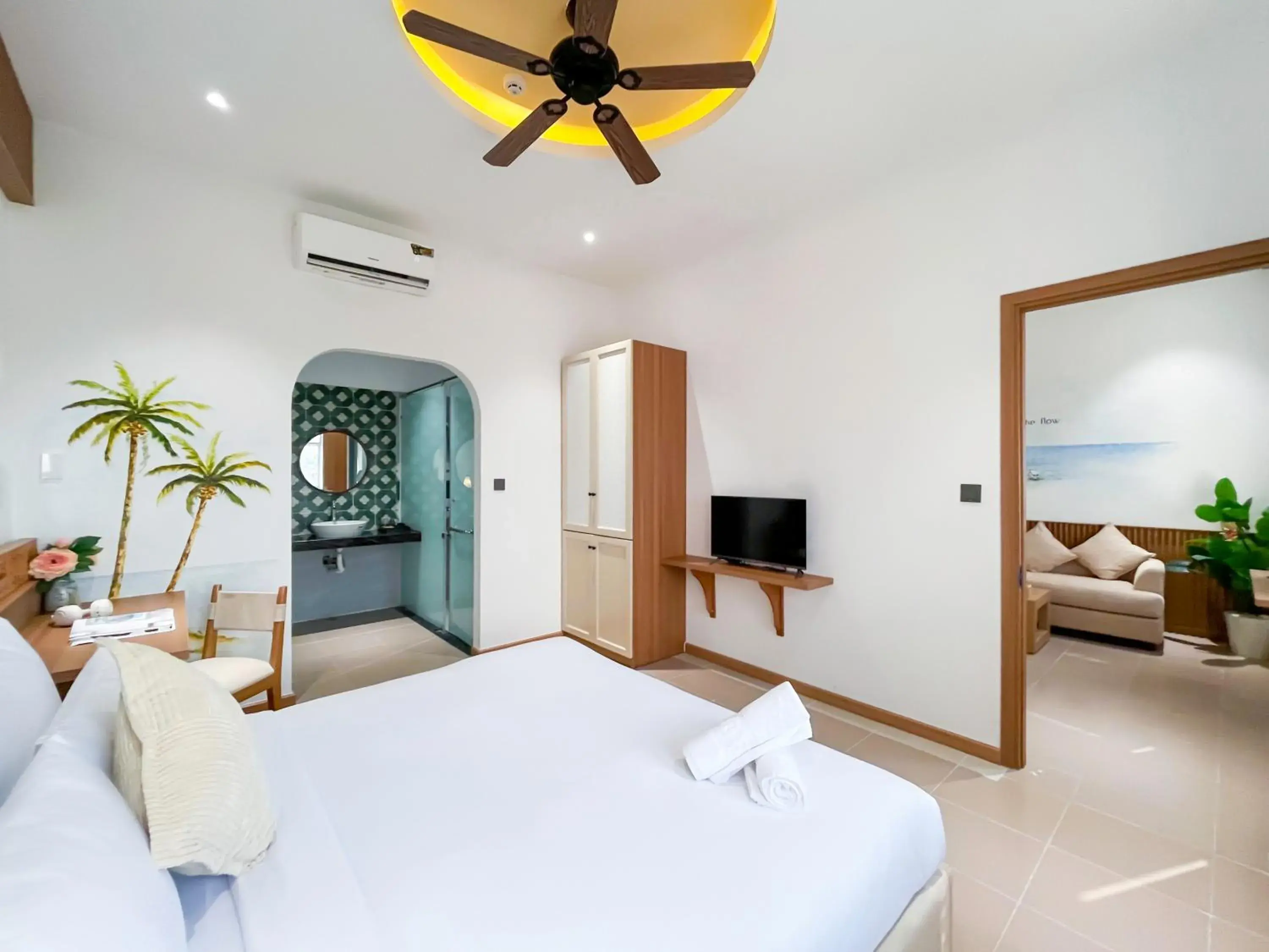 Standard Apartment in Sujet Beach Hotel and Apartment Danang by Haviland Standard Apartment in Sujet Beach Hotel and Apartment Danang by Haviland