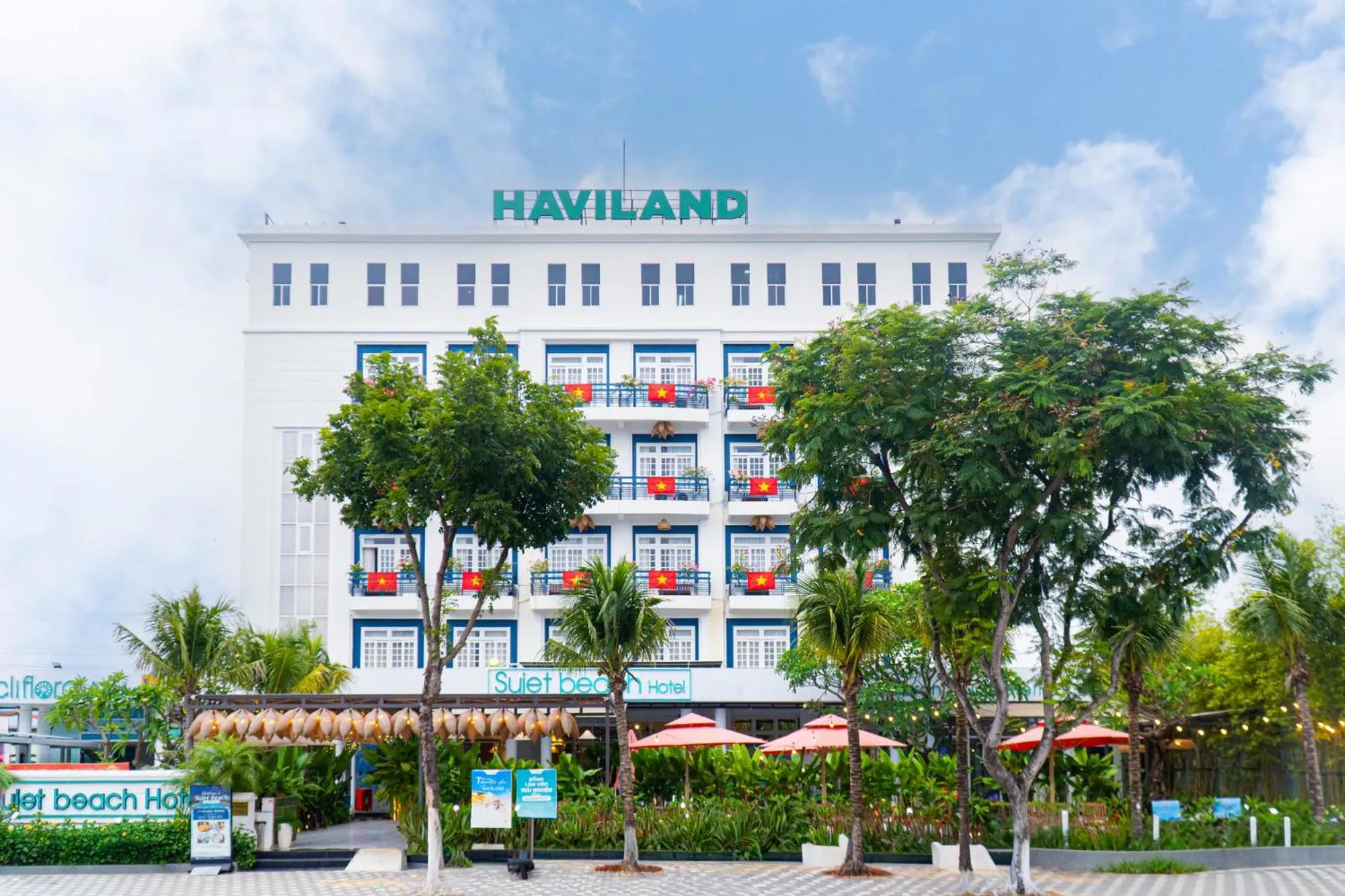 Property building in Sujet Beach Hotel and Apartment Danang by Haviland