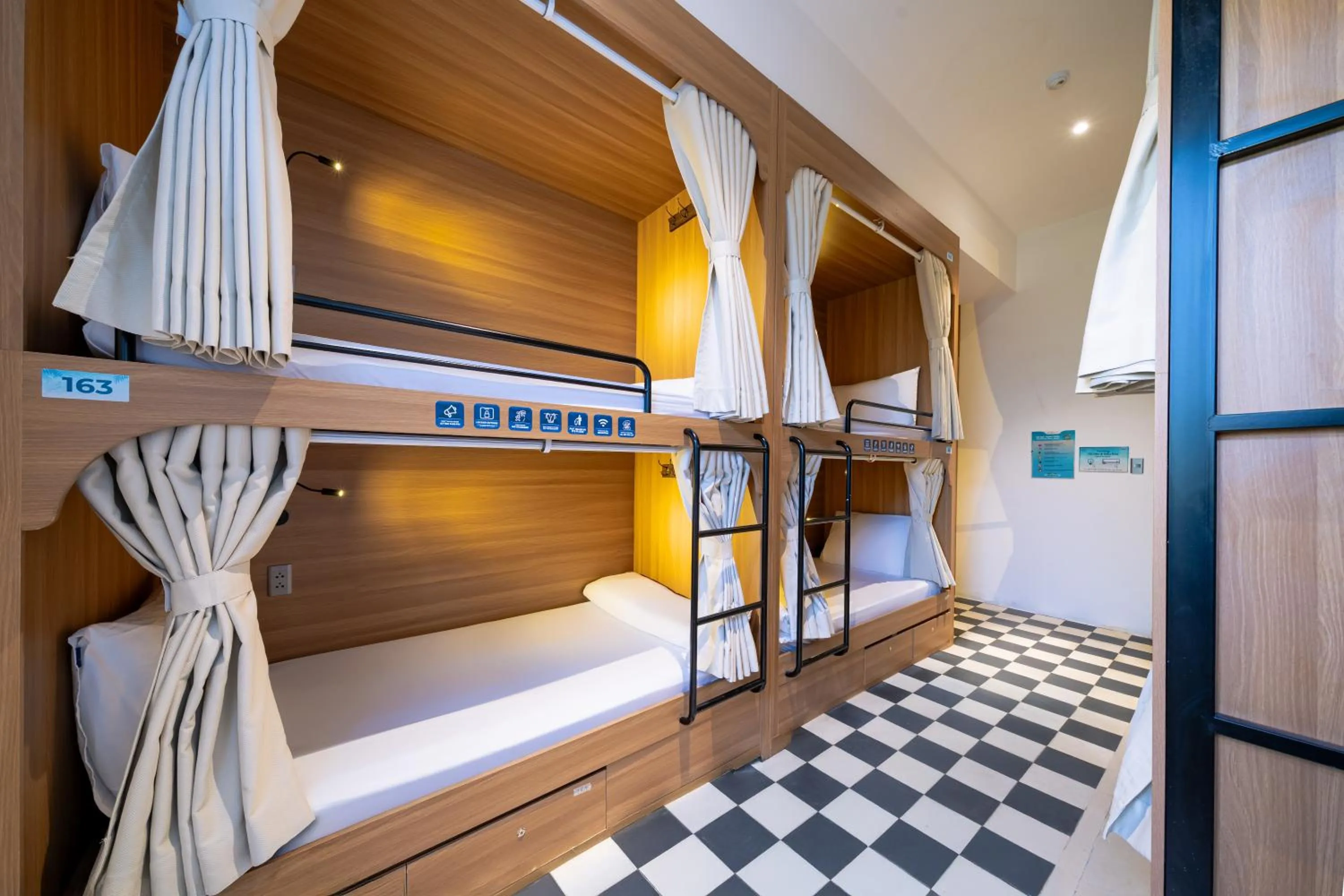 bunk bed, Bed in Sujet Beach Hotel and Apartment Danang by Haviland