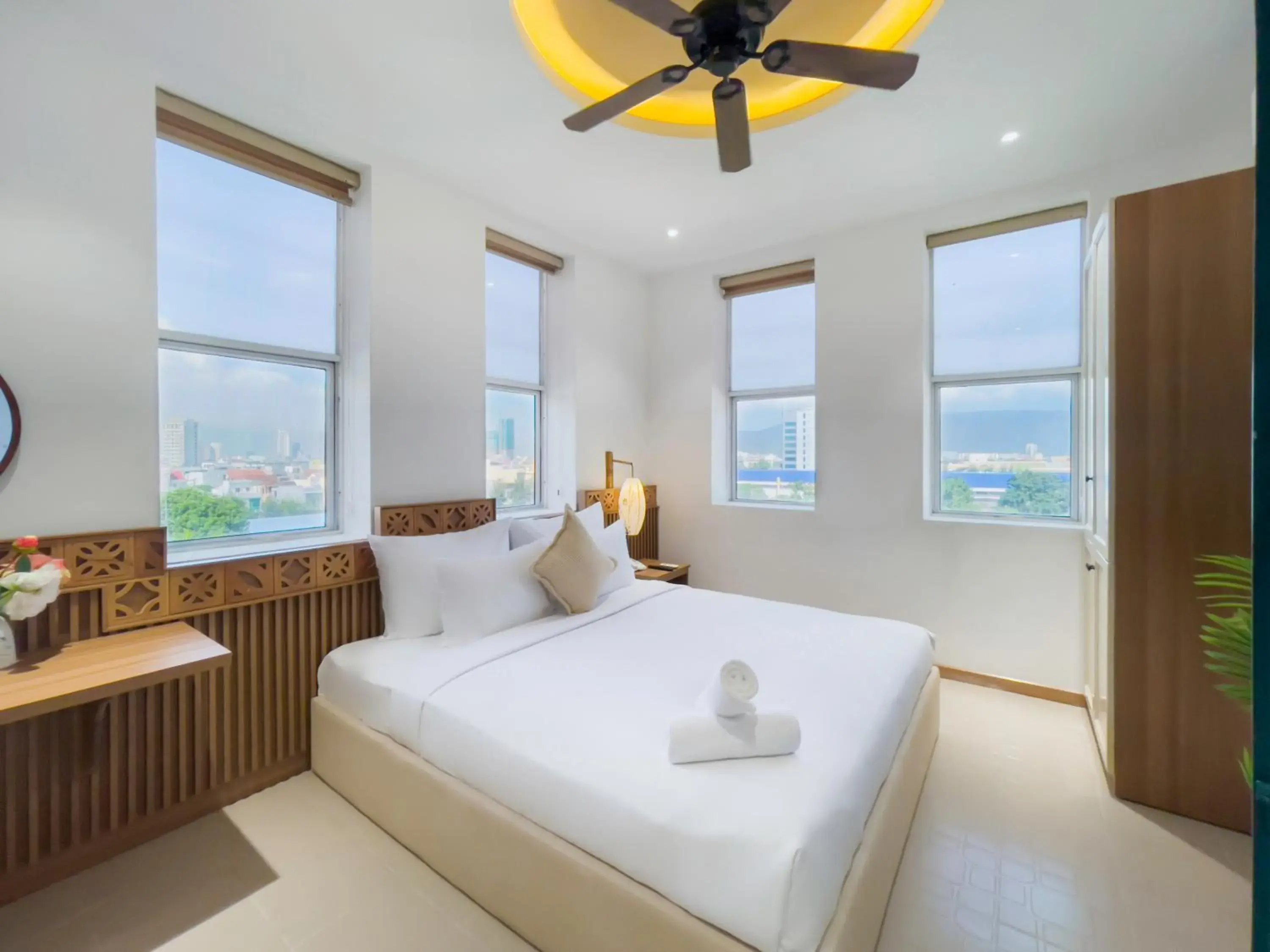 Two-Bedroom Apartment with City View in Sujet Beach Hotel and Apartment Danang by Haviland Two-Bedroom Apartment with City View in Sujet Beach Hotel and Apartment Danang by Haviland
