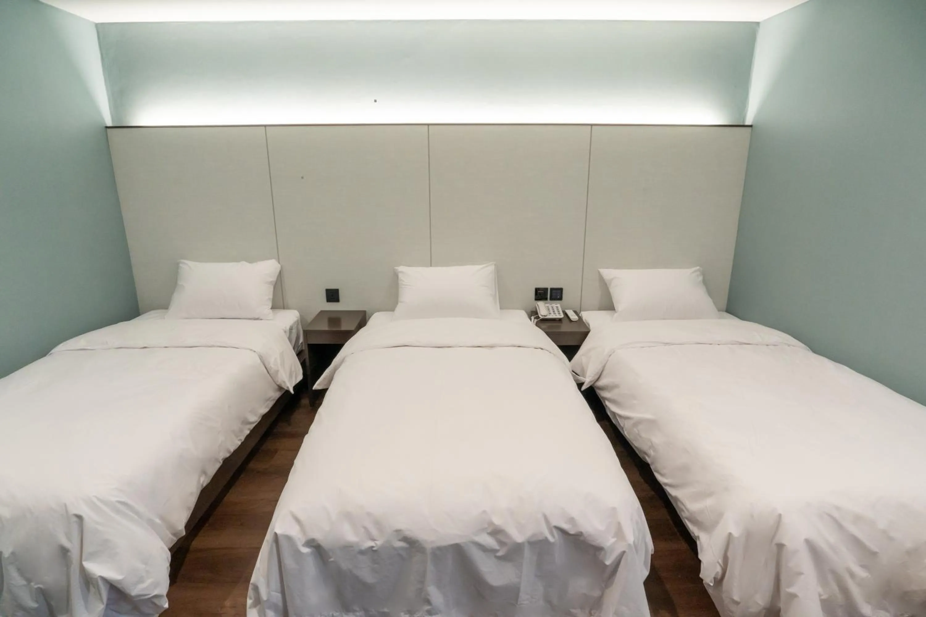 Bed in Dongdaemun Tourist Hotel