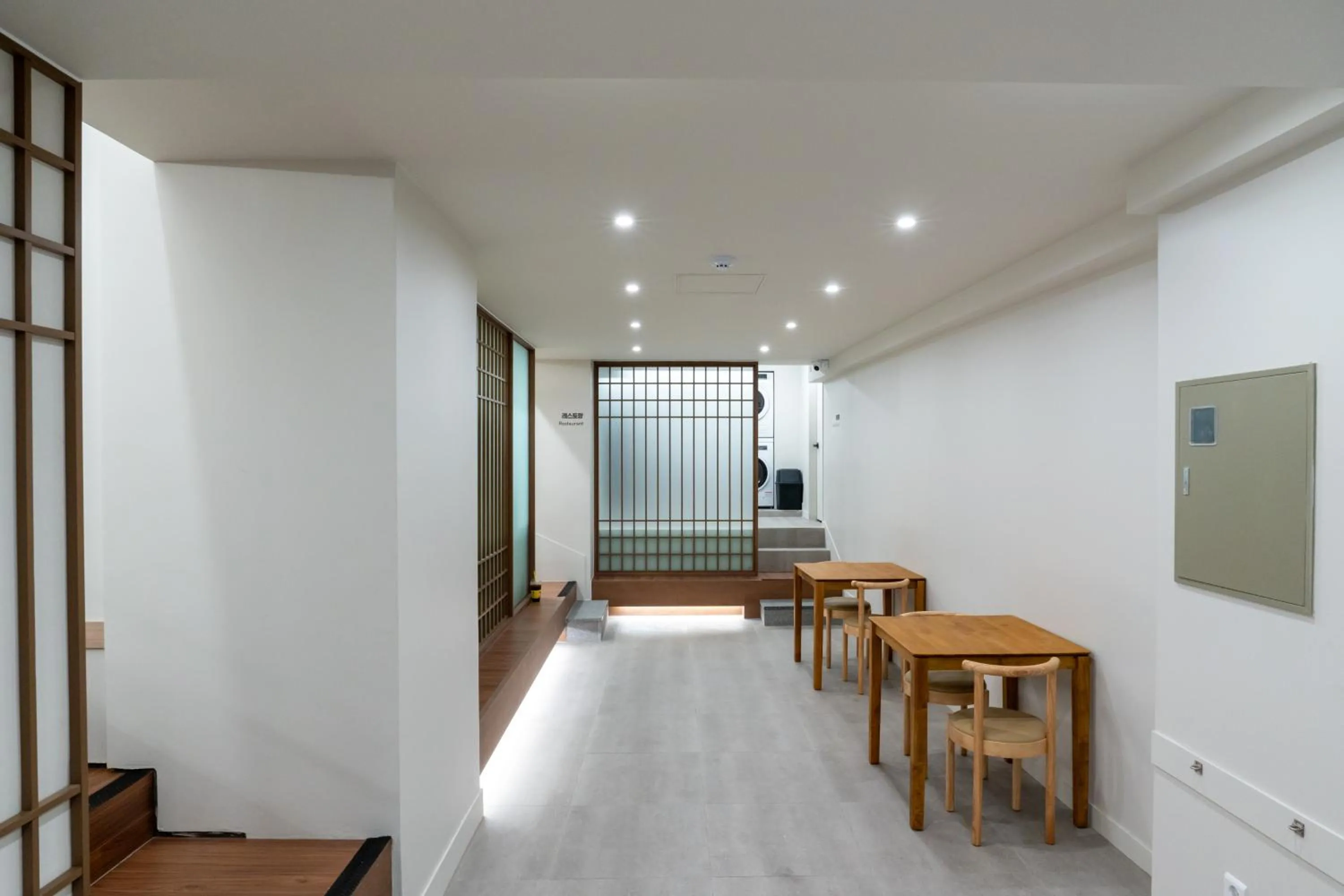 Seating area in Dongdaemun Tourist Hotel