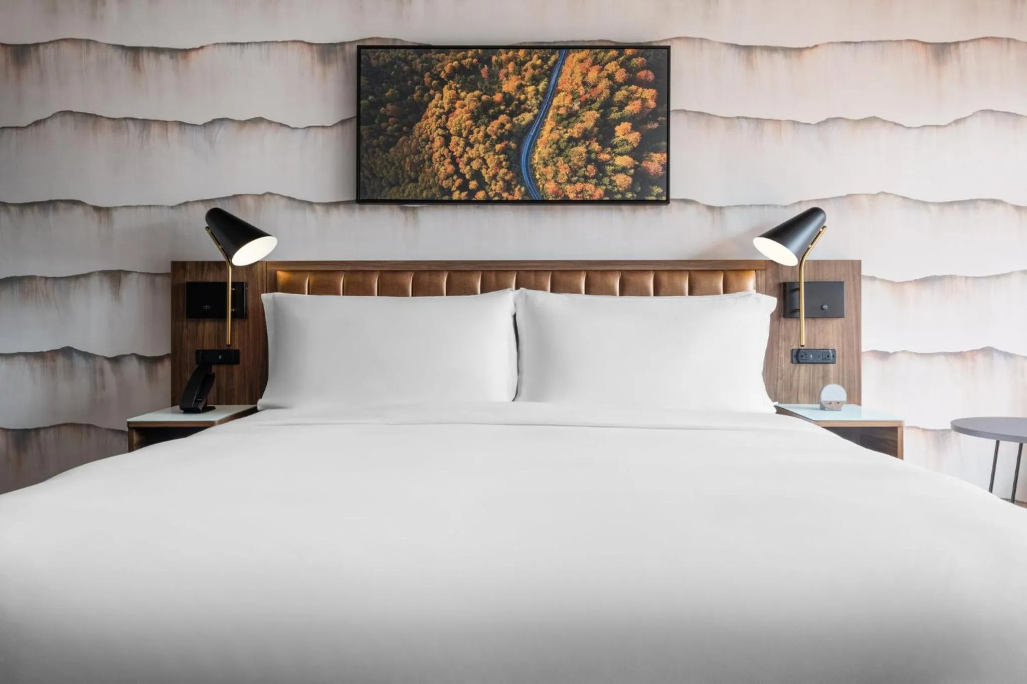 Photo of the whole room, Bed in Hotel Indigo Gatlinburg Downtown by IHG