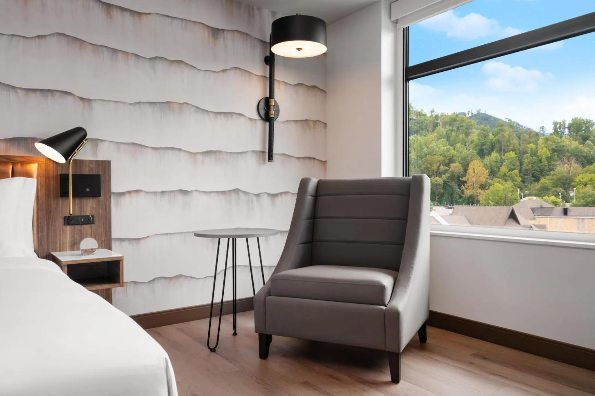 Photo of the whole room, Bed in Hotel Indigo Gatlinburg Downtown by IHG