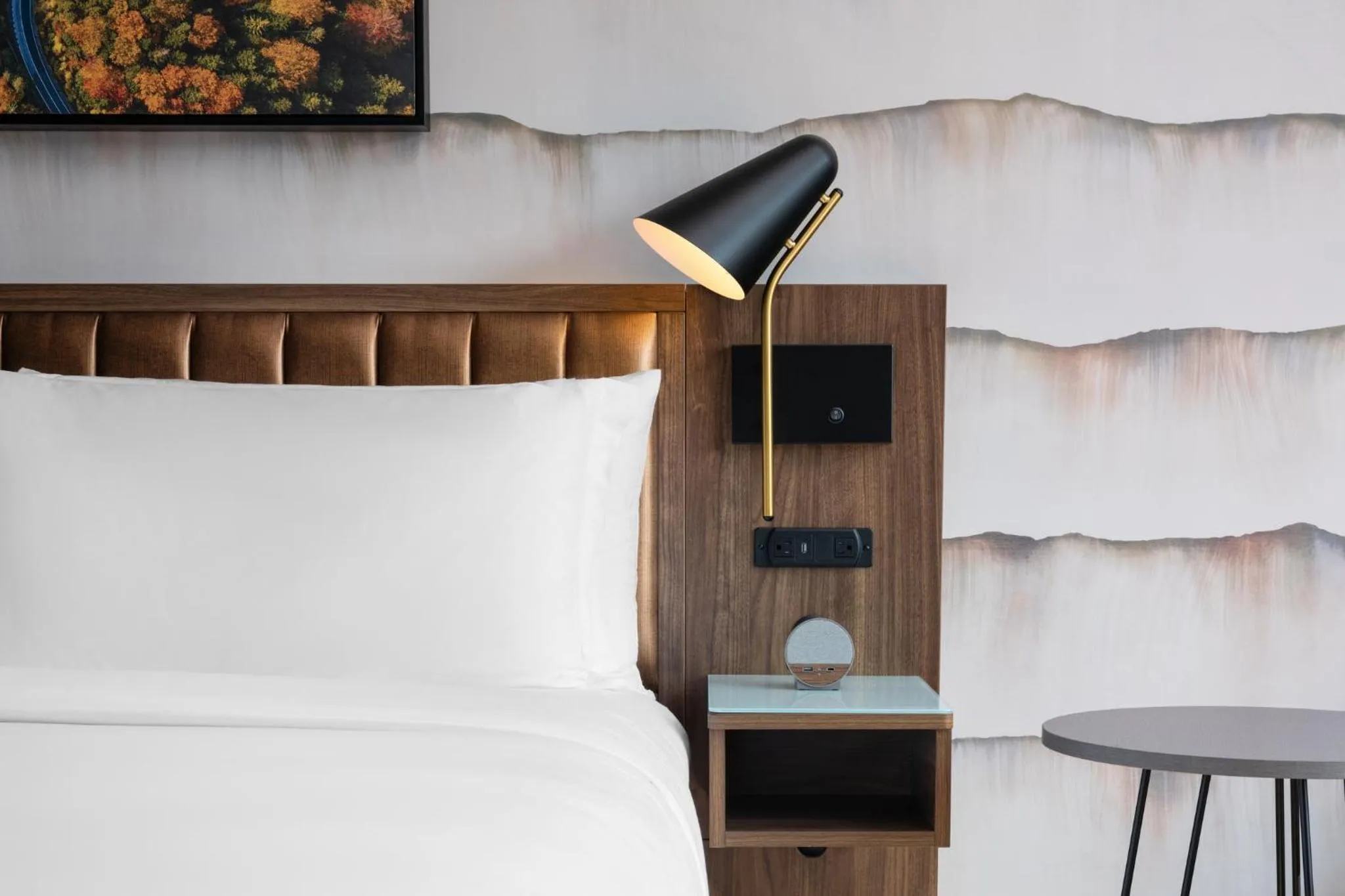 Photo of the whole room, Bed in Hotel Indigo Gatlinburg Downtown by IHG