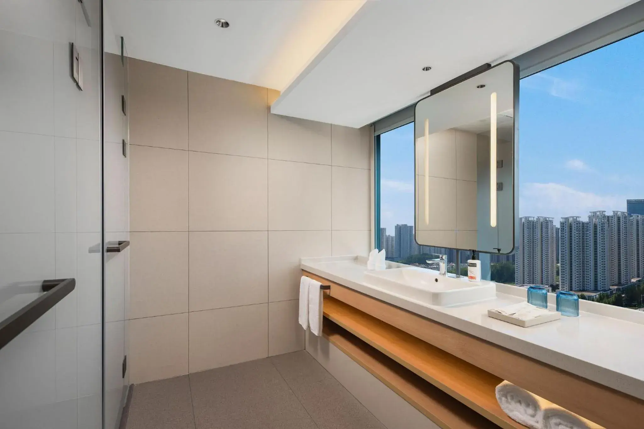 Standard Room in Holiday Inn Express Rizhao Oriental Colorful City Standard Room in Holiday Inn Express Rizhao Oriental Colorful City