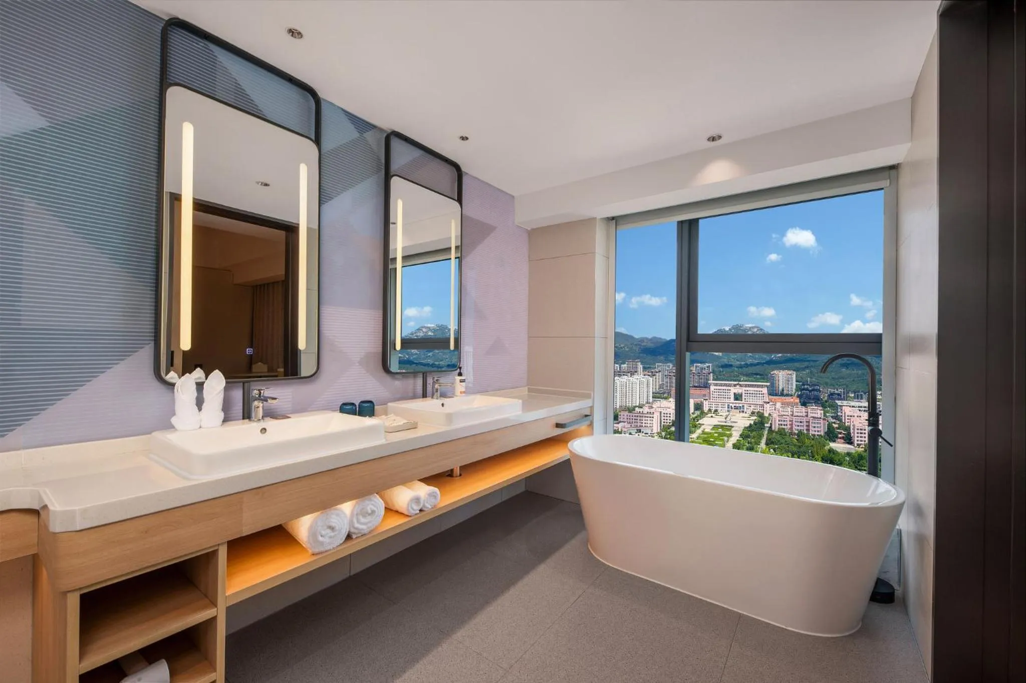 Photo of the whole room in Holiday Inn Express Rizhao Oriental Colorful City