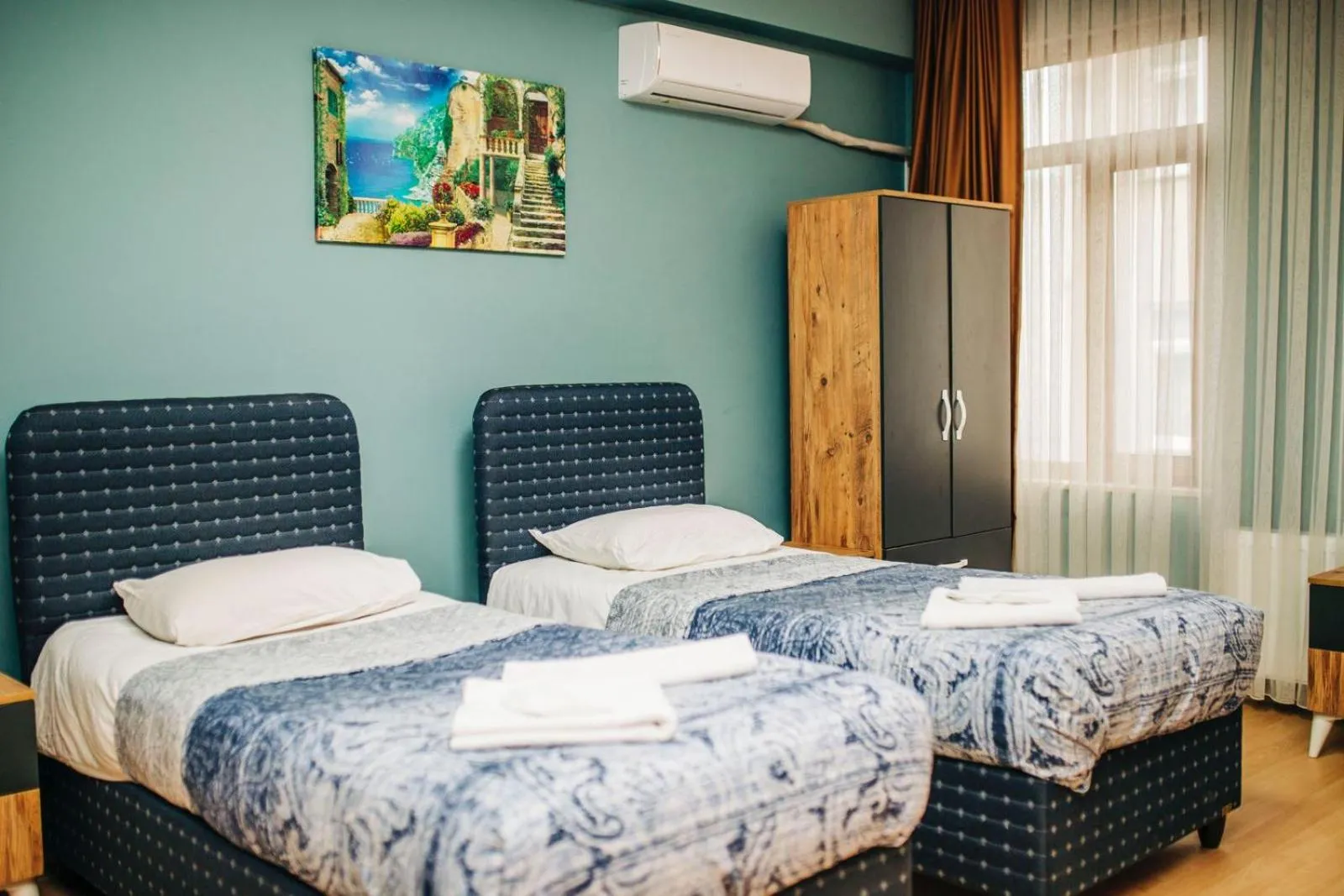 Photo of the whole room, Bed in Ekinoks Hotel