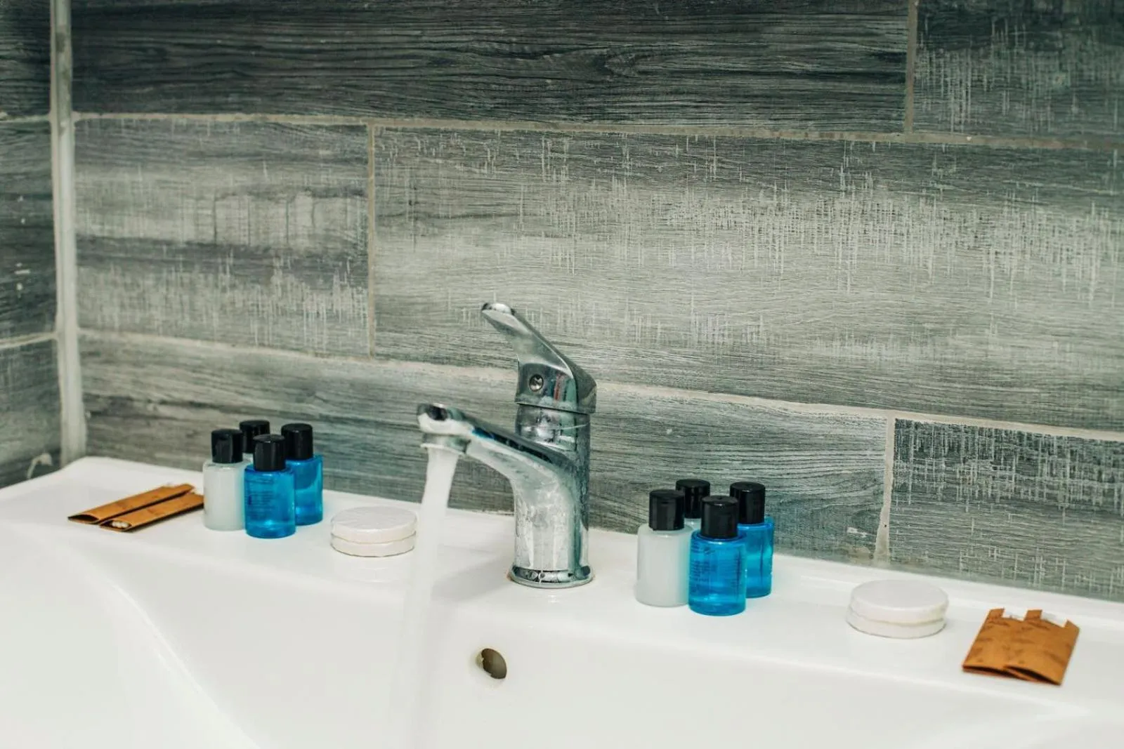 Bathroom in Ekinoks Hotel