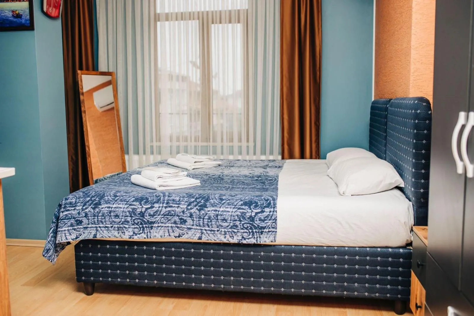 Photo of the whole room, Bed in Ekinoks Hotel