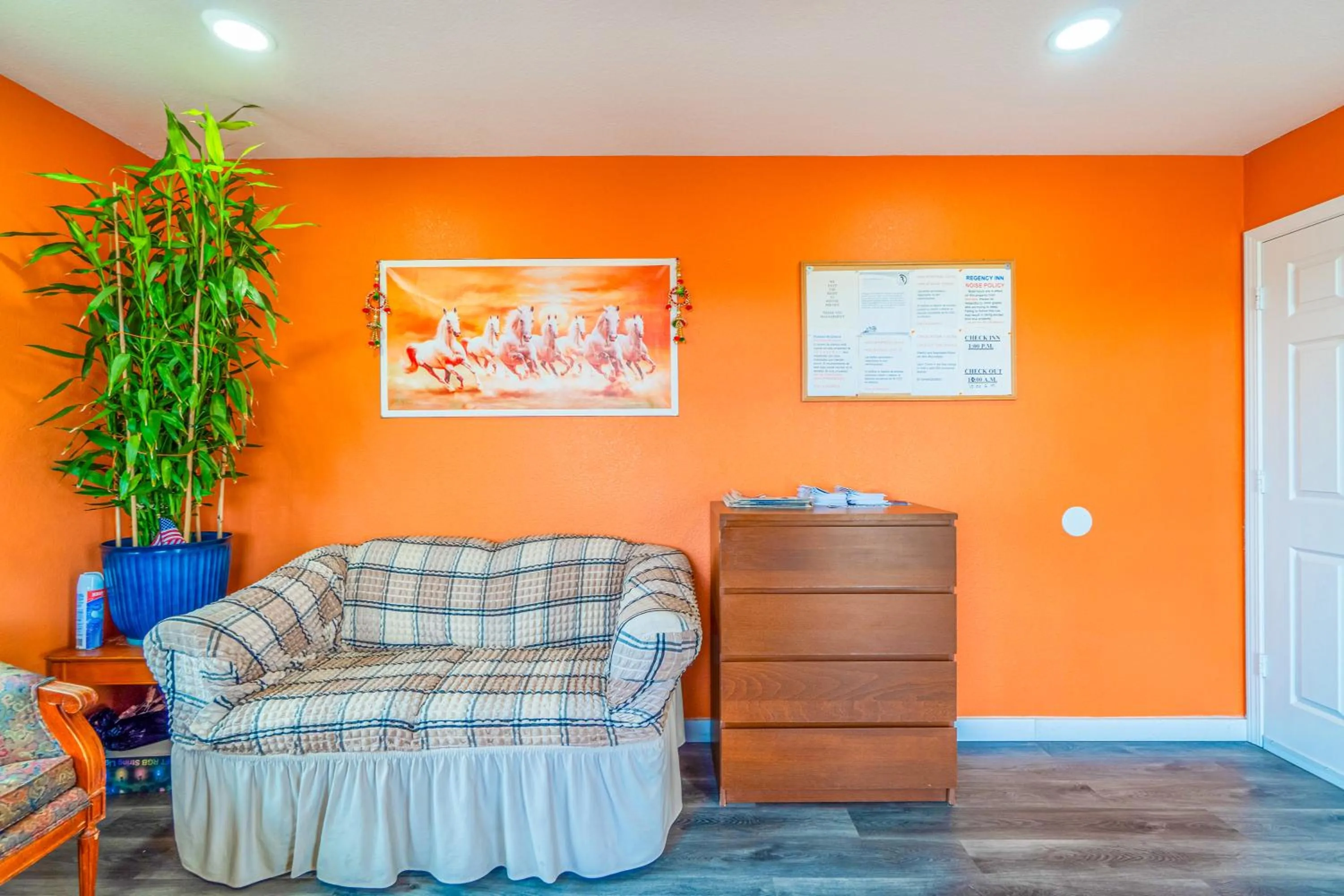 Lobby or reception in Regency Inn By OYO Rockdale TX