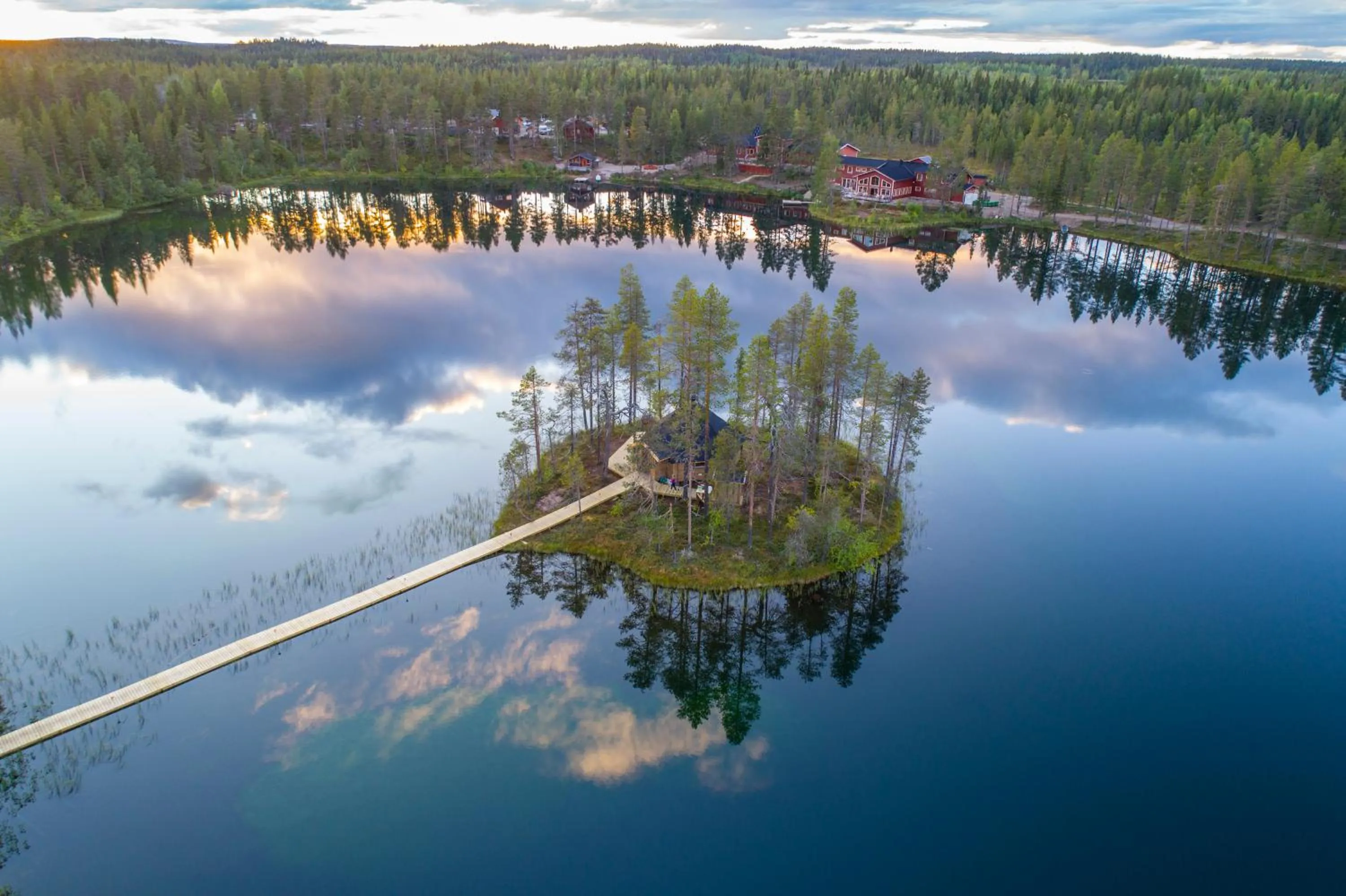 Bird's eye view in Pinetree Lodge