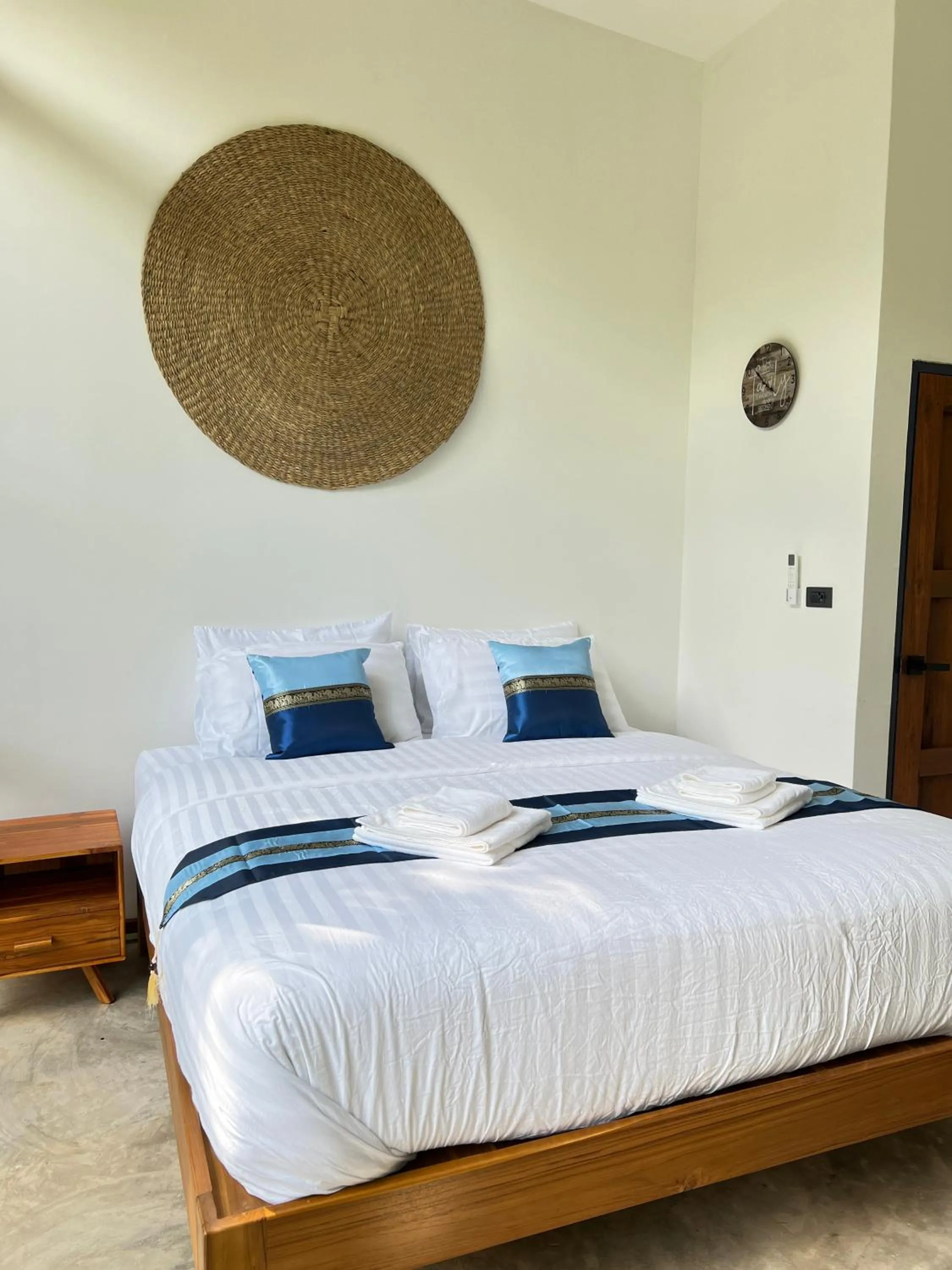 Bed in Plern Malee Resort