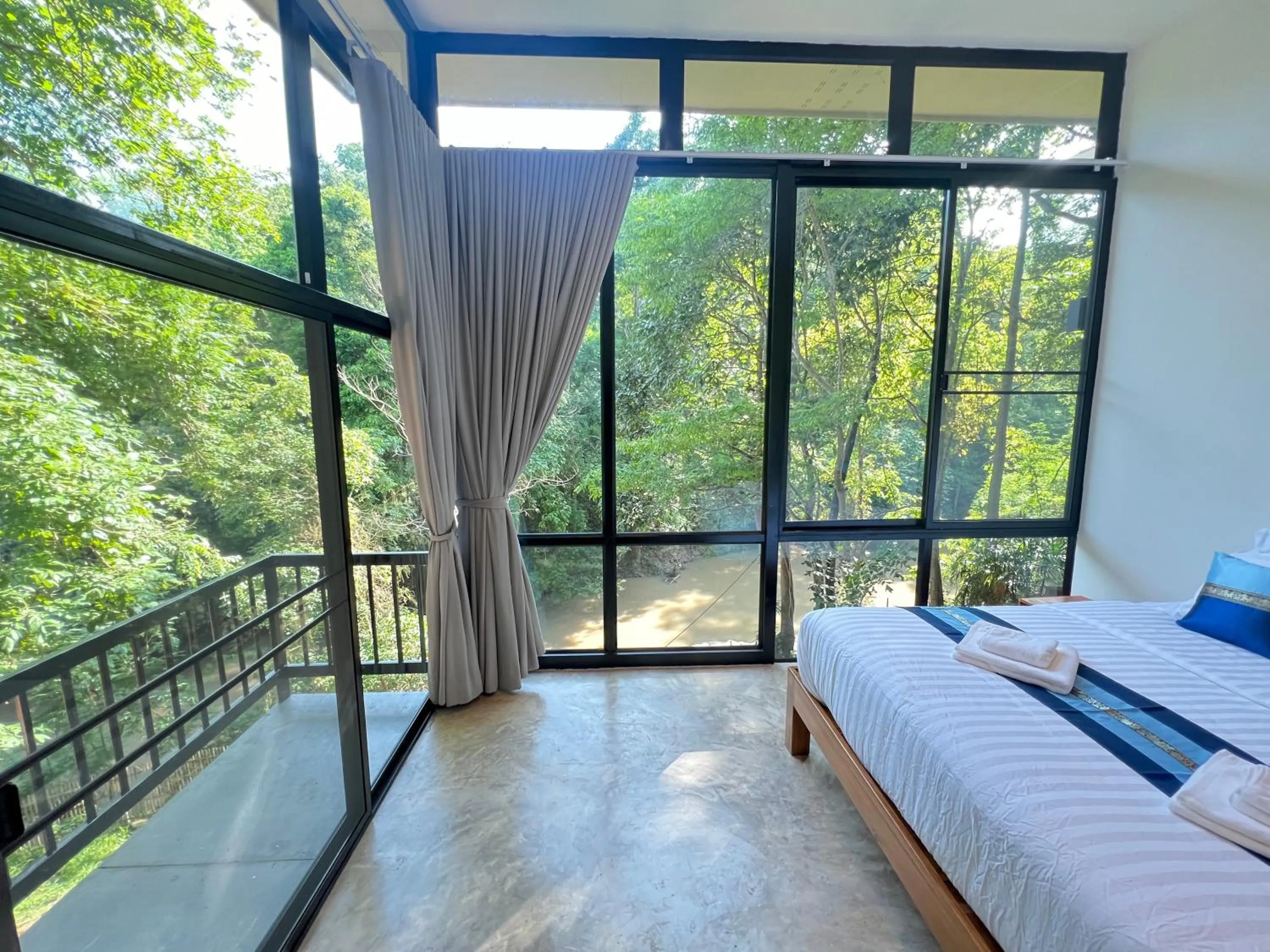 Bed in Plern Malee Resort