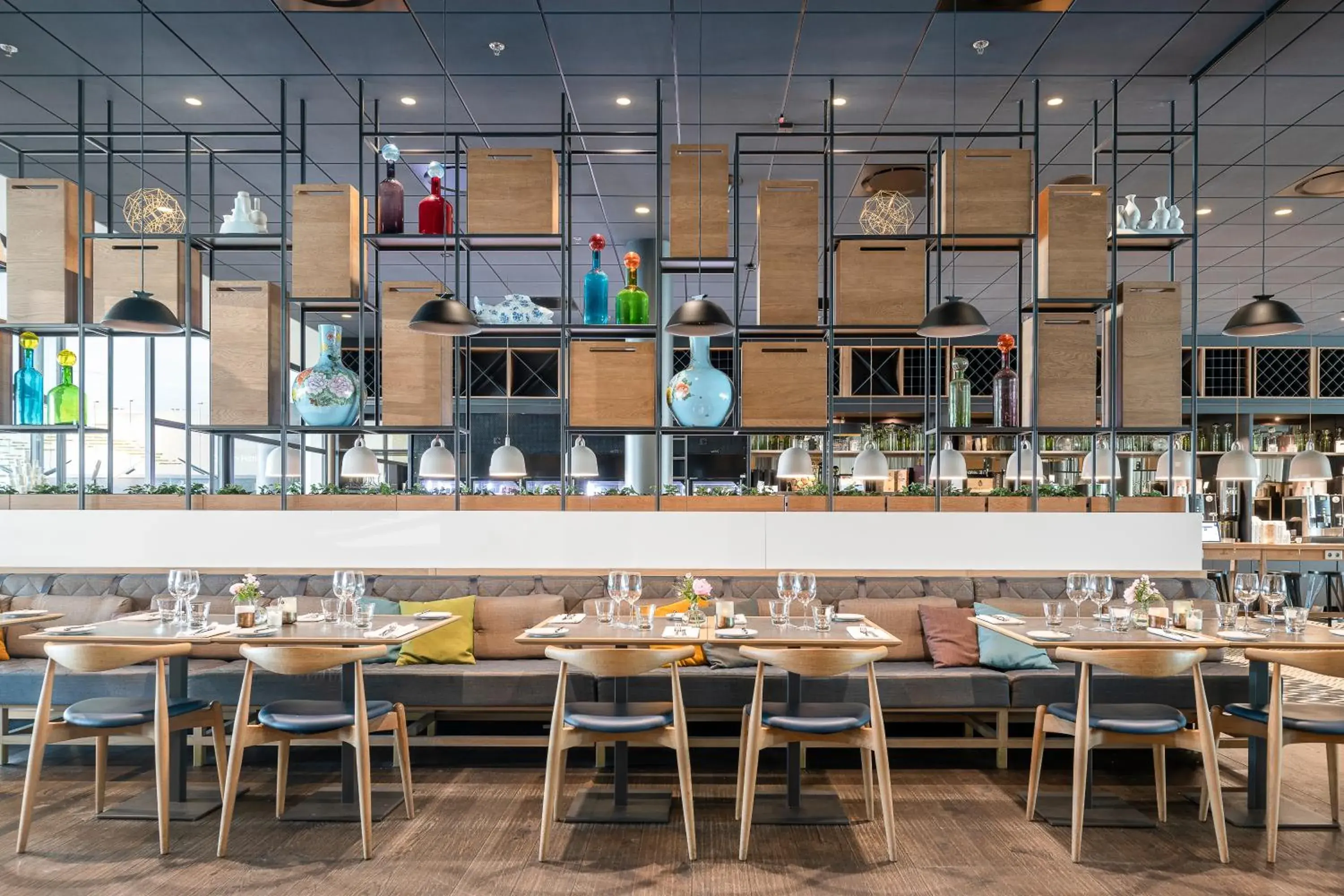 Restaurant/places to eat in Quality Hotel View Restaurant/places to eat in Quality Hotel View