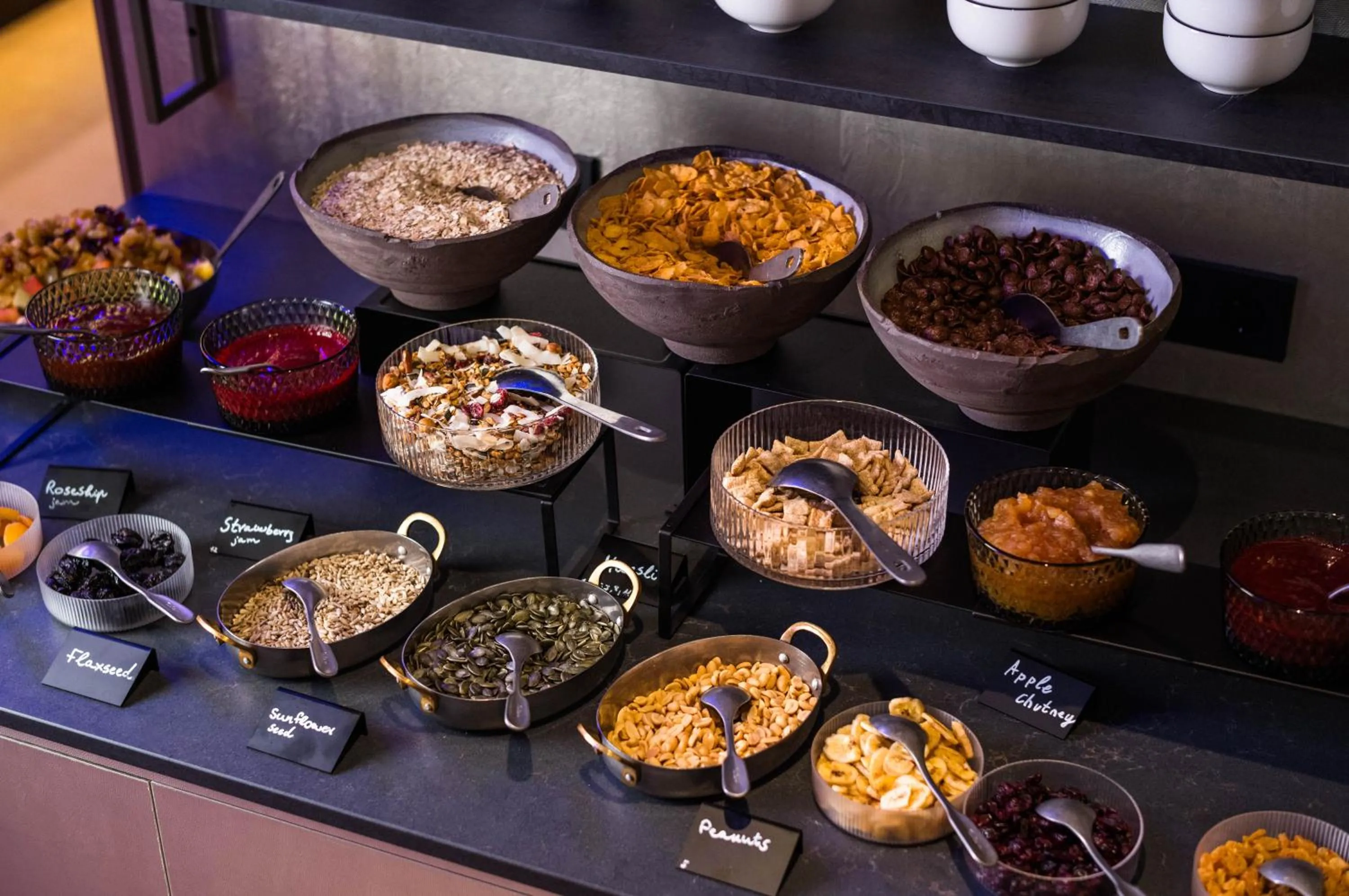 Breakfast in You Hotel Budapest - Handwritten Collection