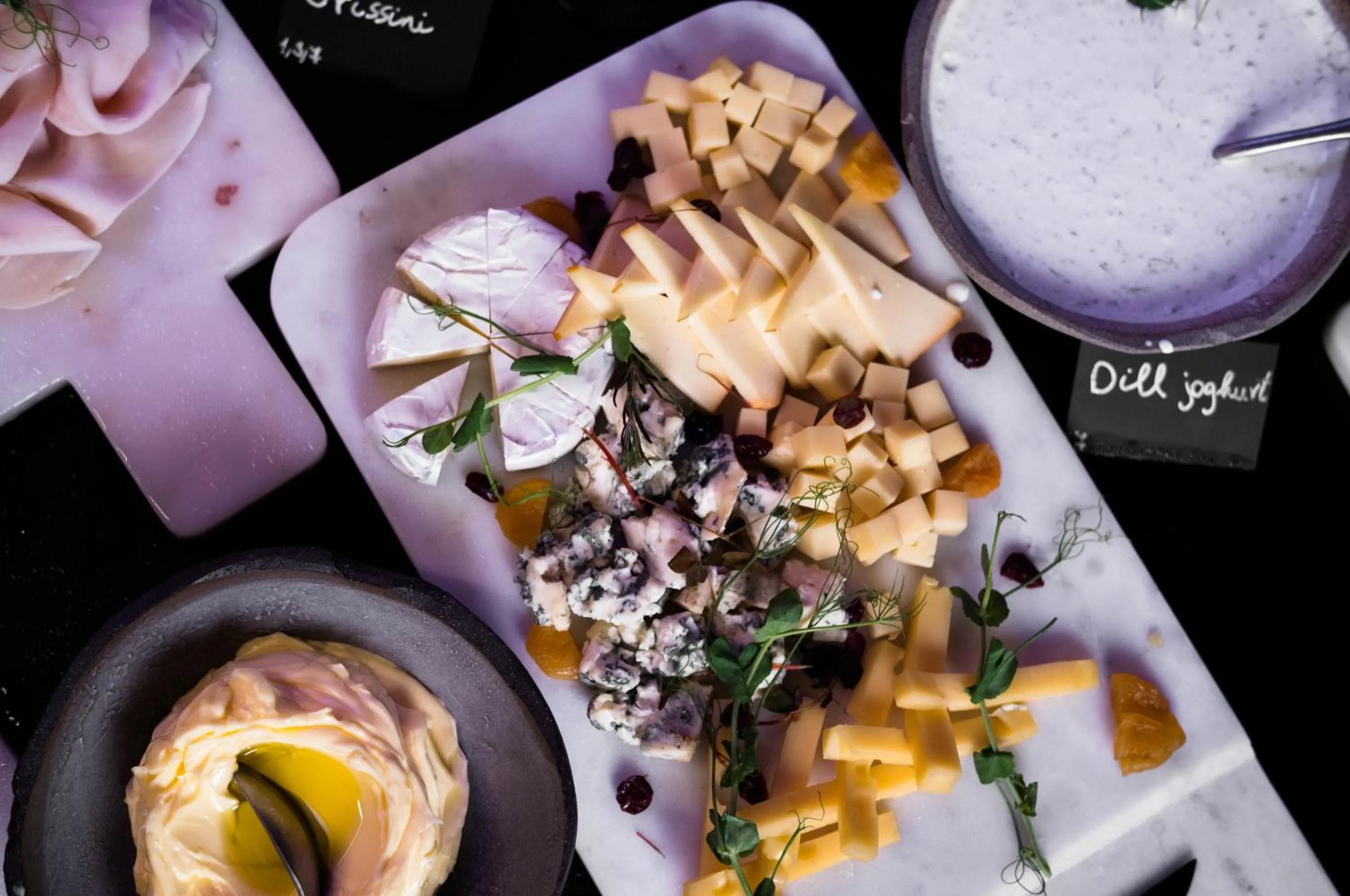 Breakfast in You Hotel Budapest - Handwritten Collection