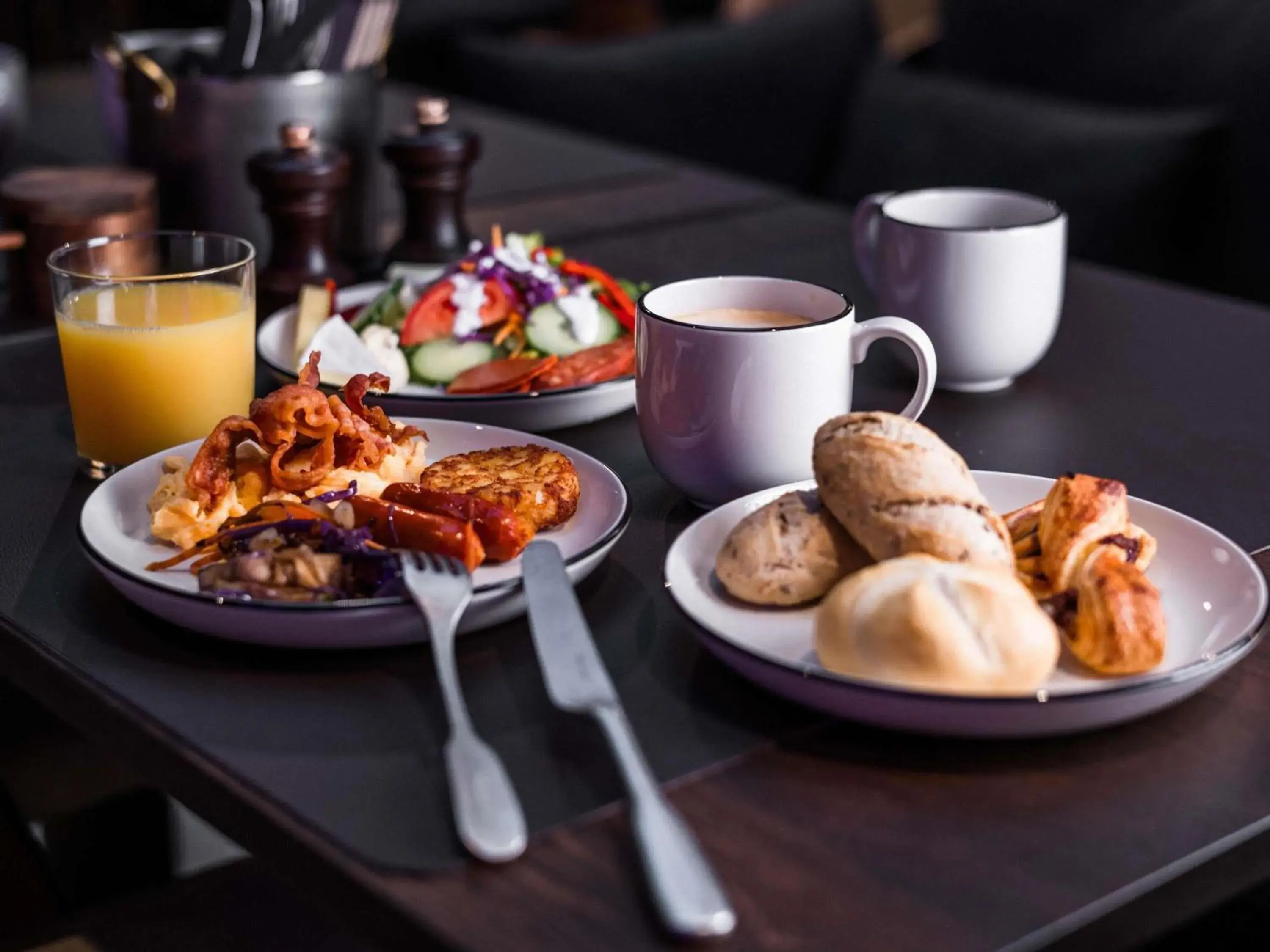 Breakfast in You Hotel Budapest - Handwritten Collection Breakfast in You Hotel Budapest - Handwritten Collection