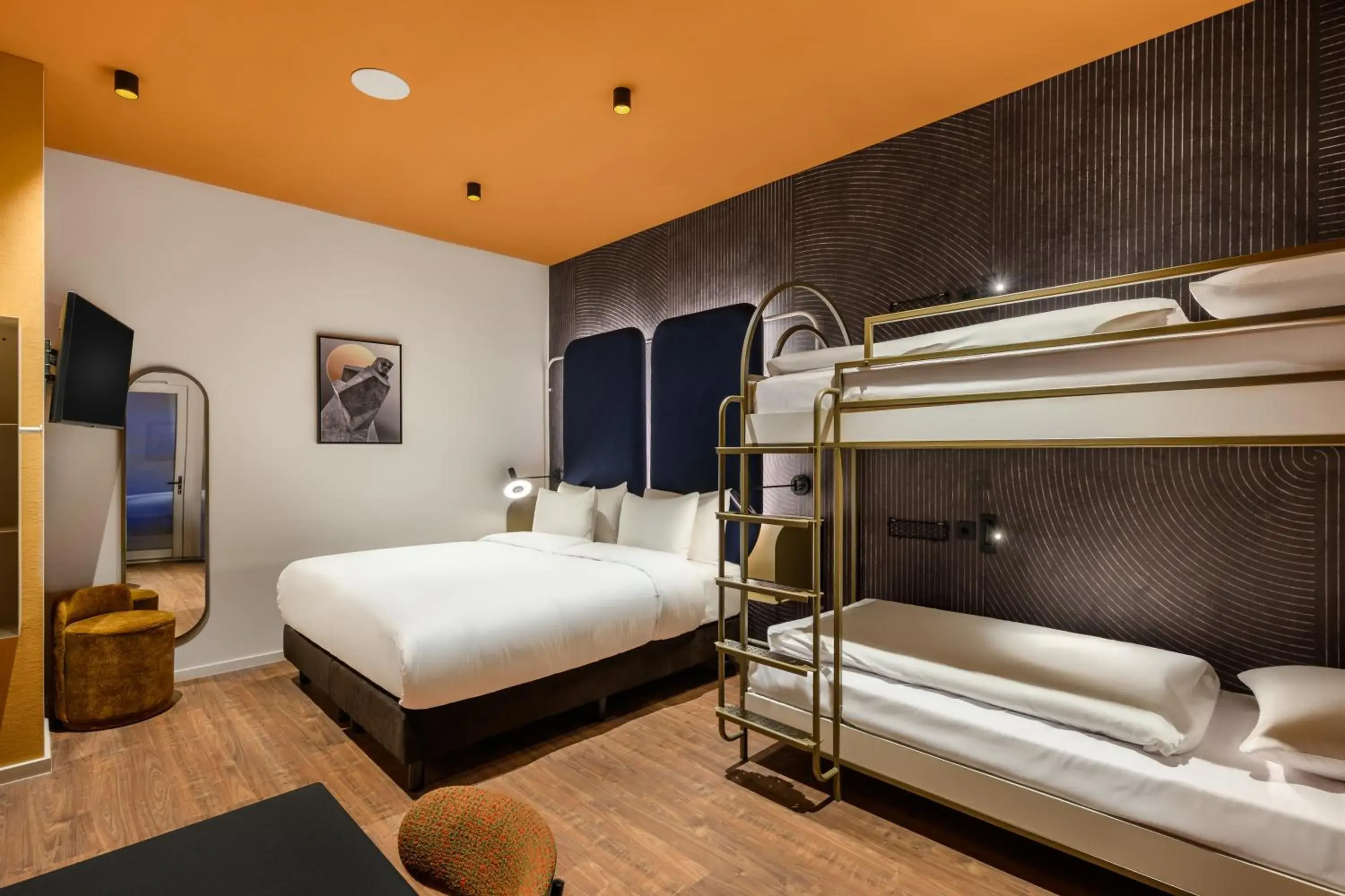 Apartment with One Double Bed and One Bunk Bed in You Hotel Budapest - Handwritten Collection Apartment with One Double Bed and One Bunk Bed in You Hotel Budapest - Handwritten Collection