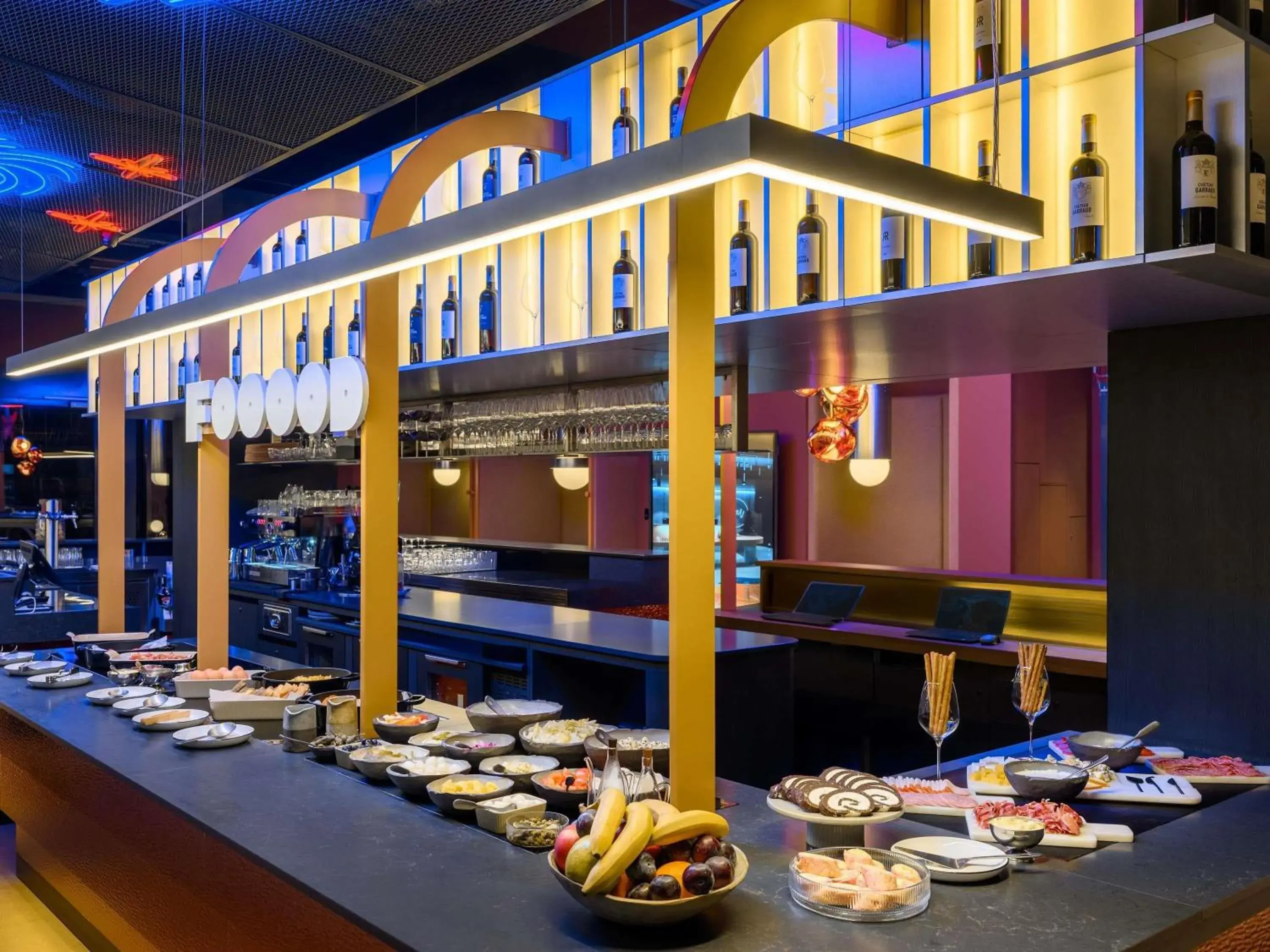 Restaurant/places to eat in You Hotel Budapest - Handwritten Collection Restaurant/places to eat in You Hotel Budapest - Handwritten Collection